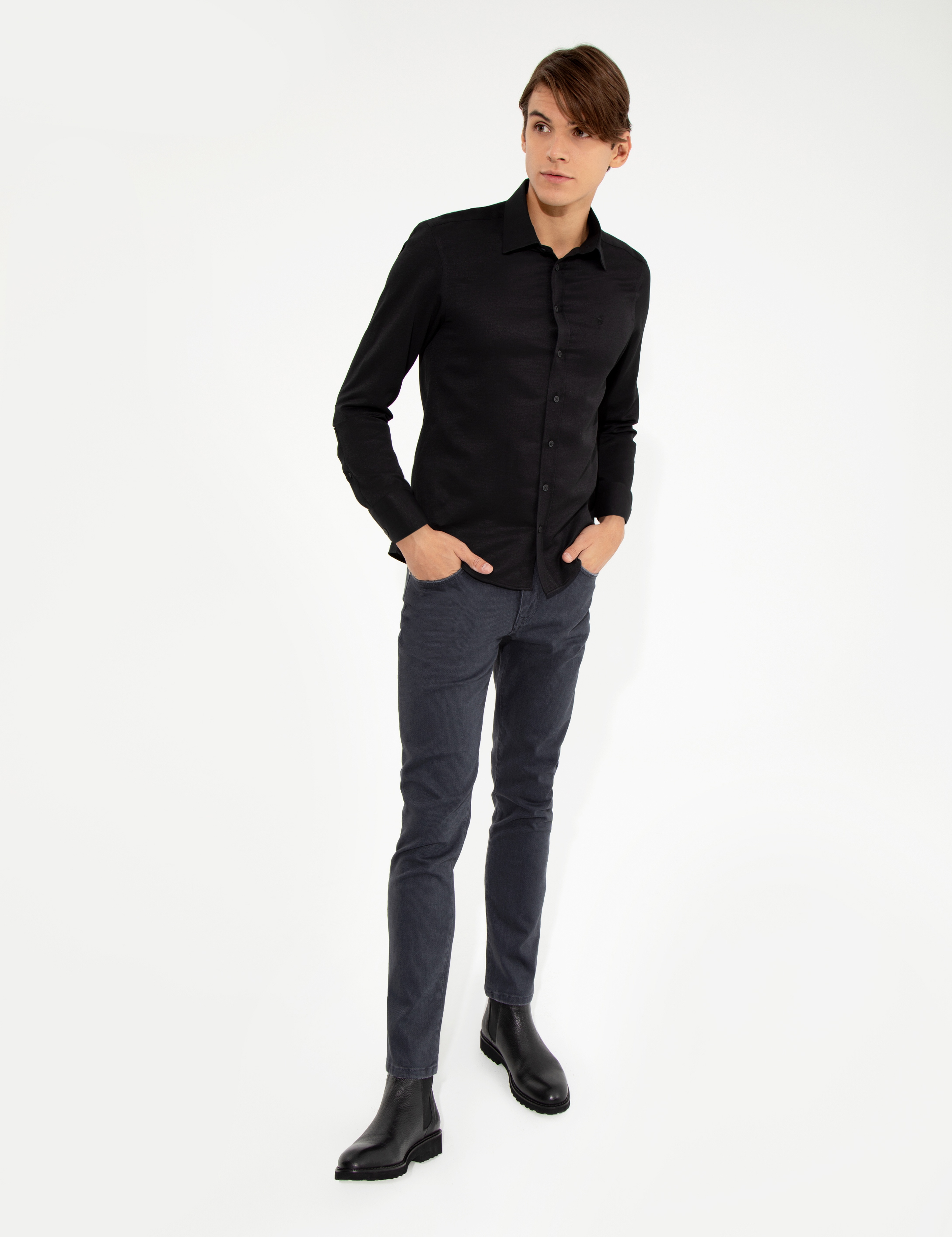 Siyah Slim Fit Armürlü Klasik Gömlek - Image 4