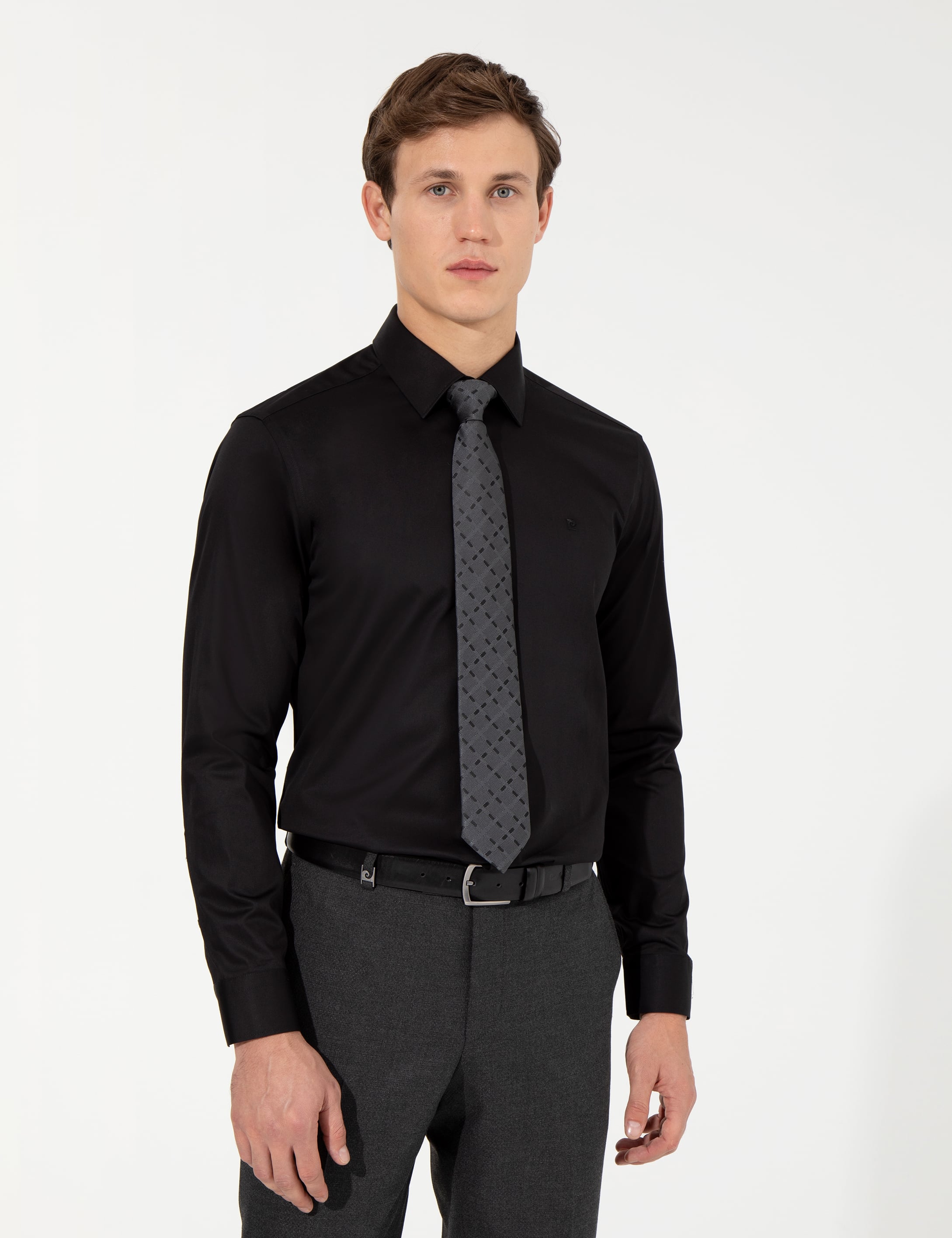 Siyah Slim Fit Uzun Kollu Klasik Gömlek - Image 1