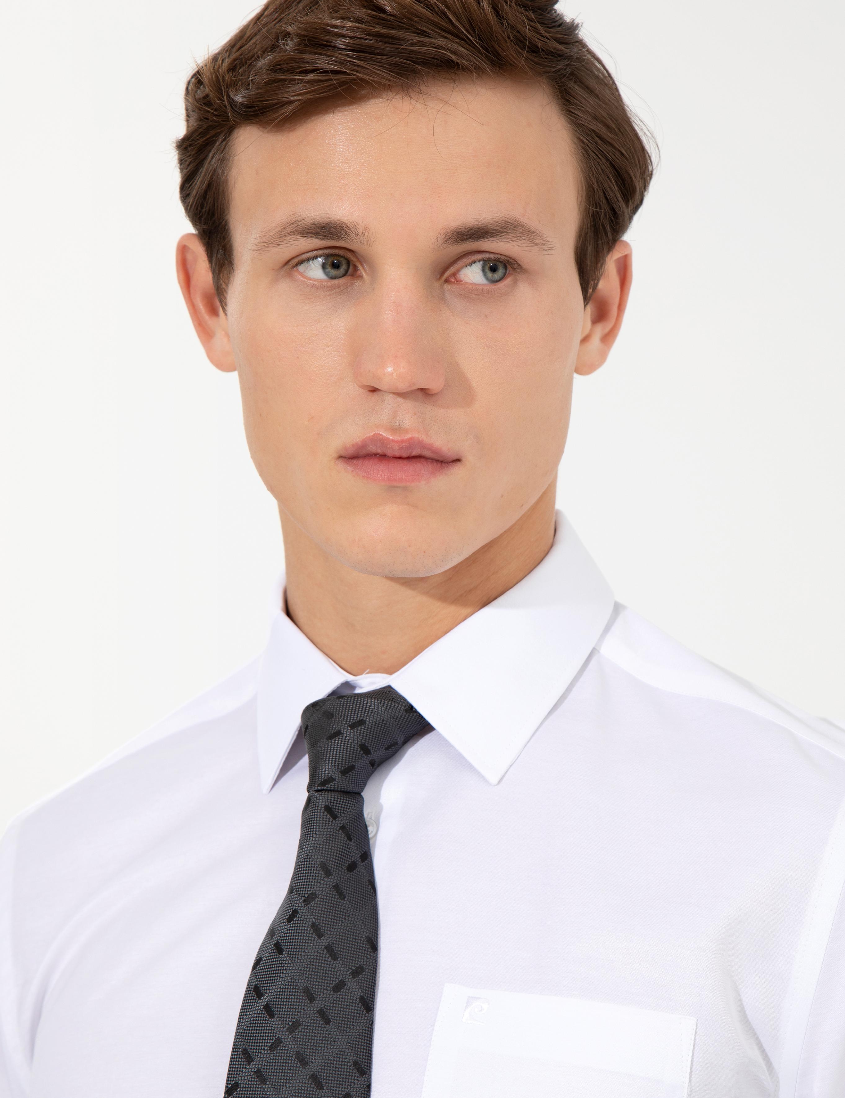 Beyaz Regular Fit Uzun Kollu Klasik Gömlek