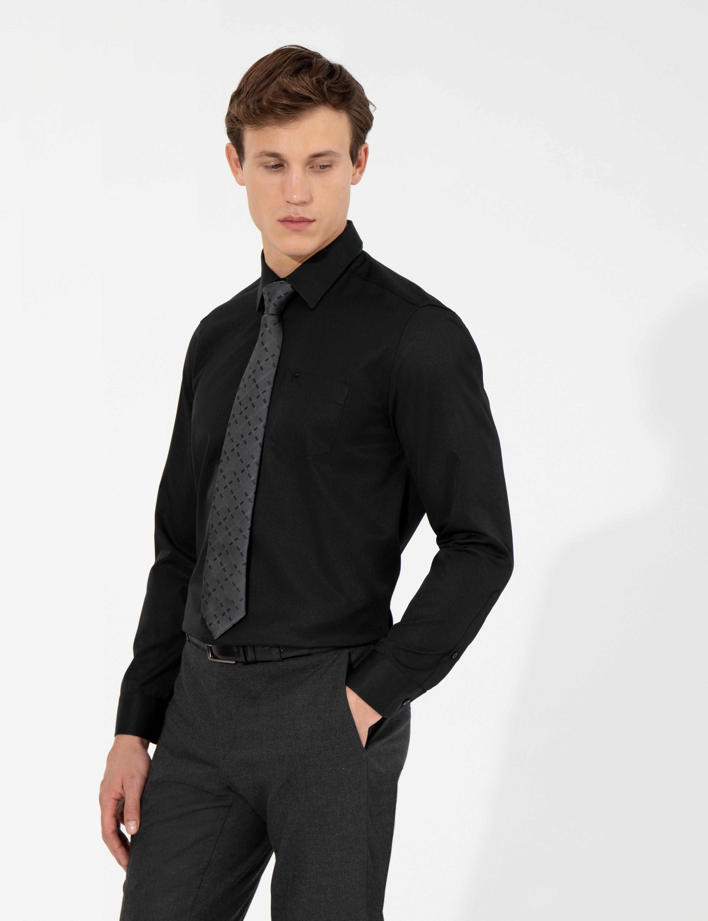 Siyah Regular Fit Uzun Kollu Klasik Gömlek