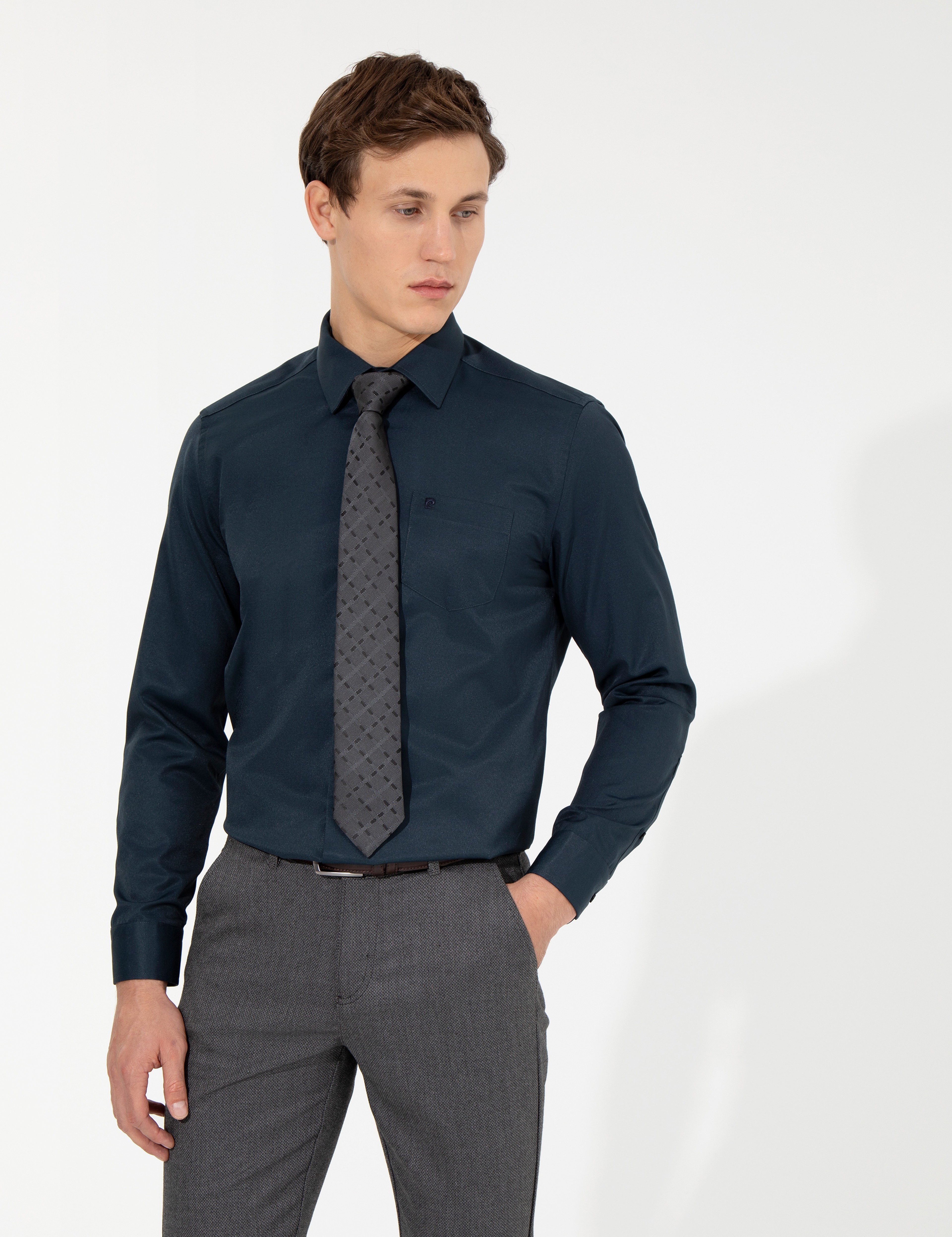 Lacivert Regular Fit Uzun Kollu Klasik Gömlek - Image 1