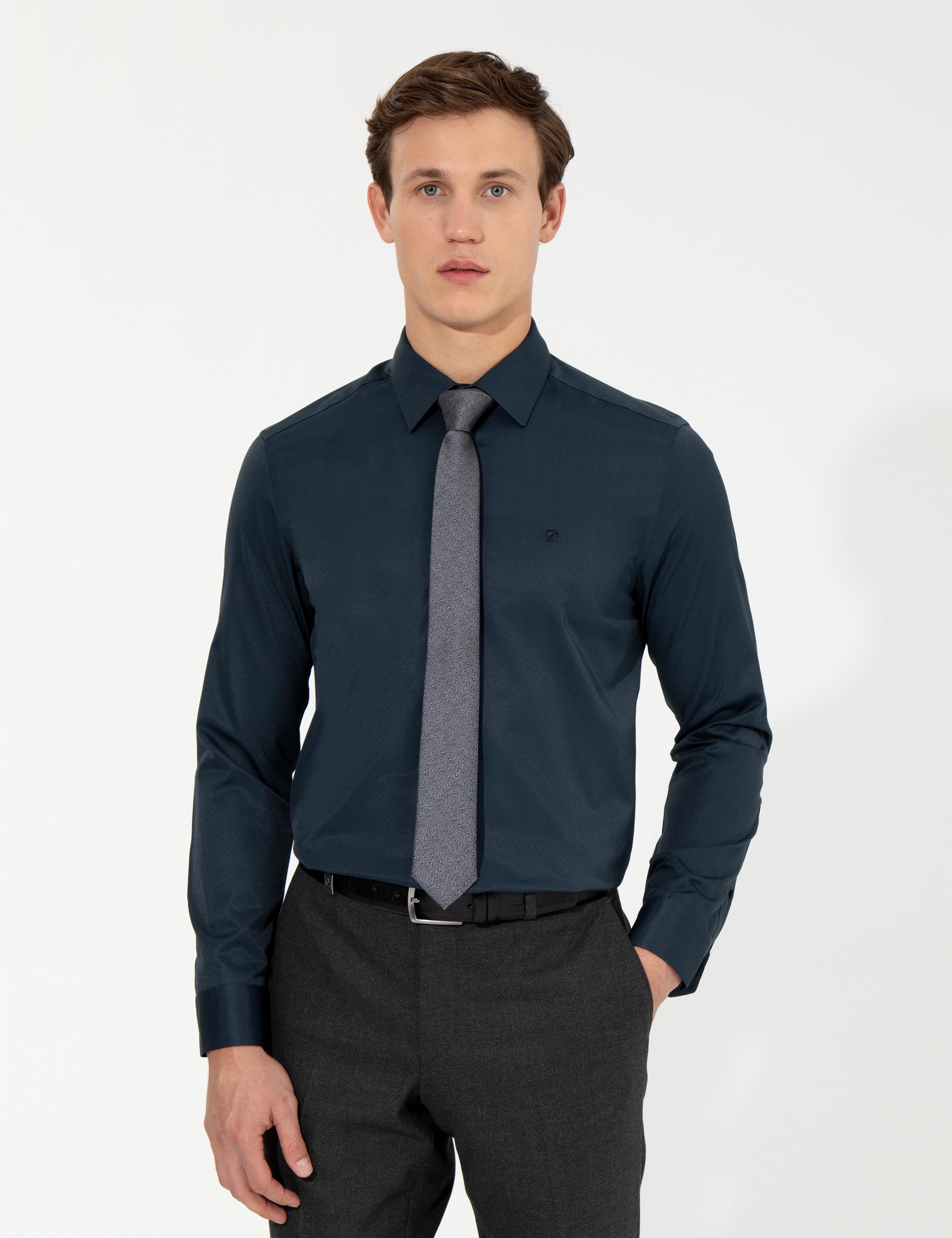 Lacivert Slim Fit Uzun Kollu Klasik Gömlek - Image 1