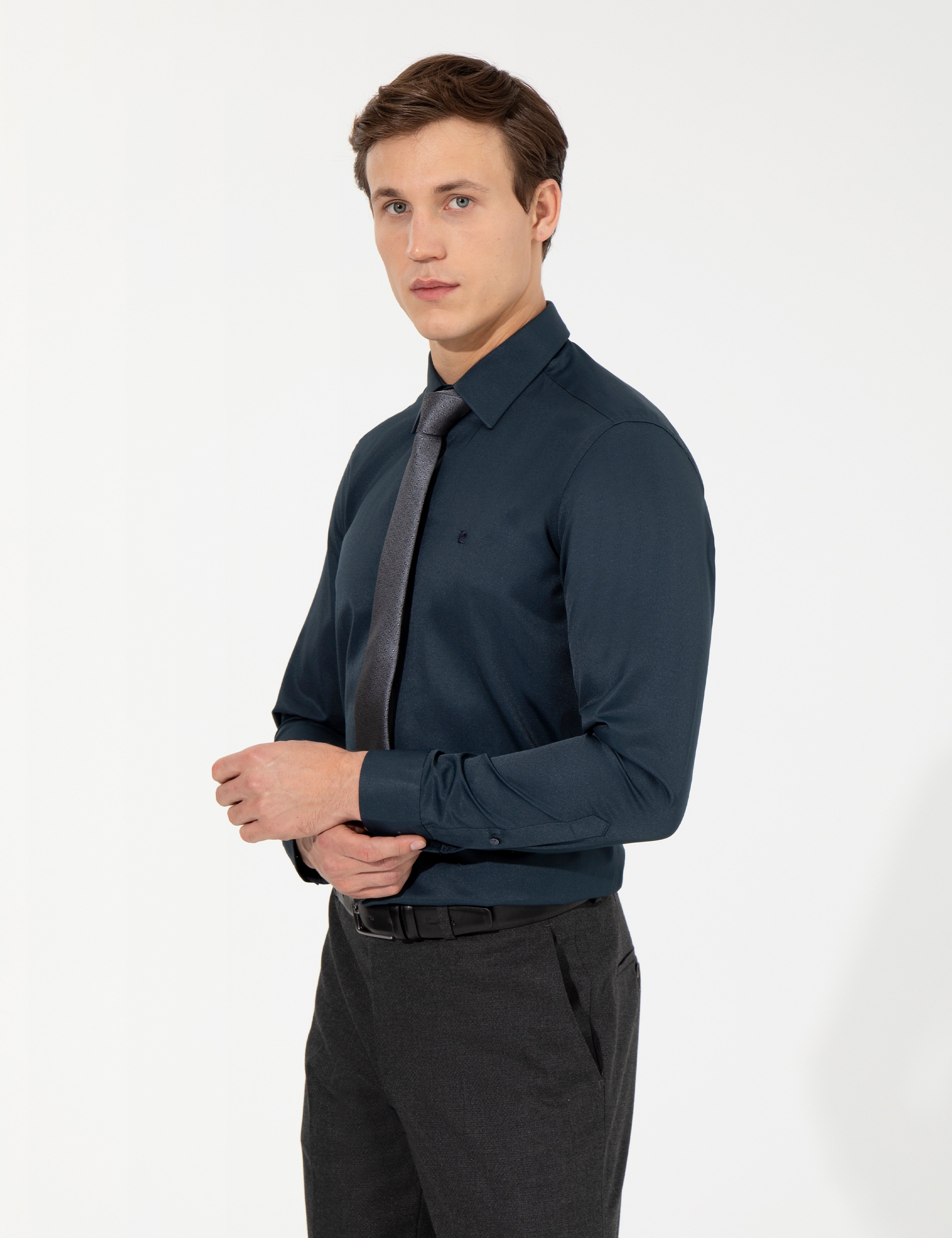 Lacivert Slim Fit Uzun Kollu Klasik Gömlek - Image 3