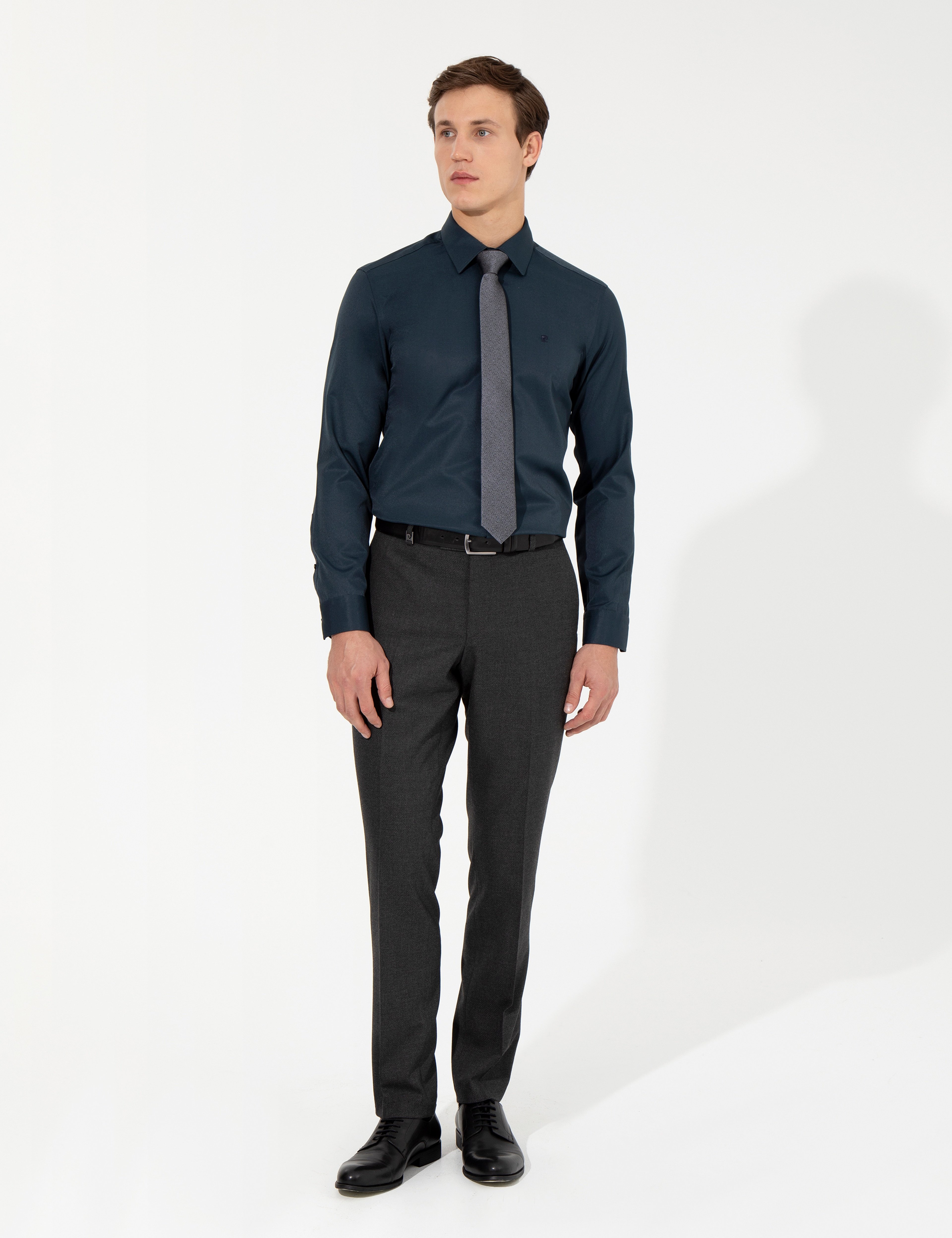 Lacivert Slim Fit Uzun Kollu Klasik Gömlek - Image 4