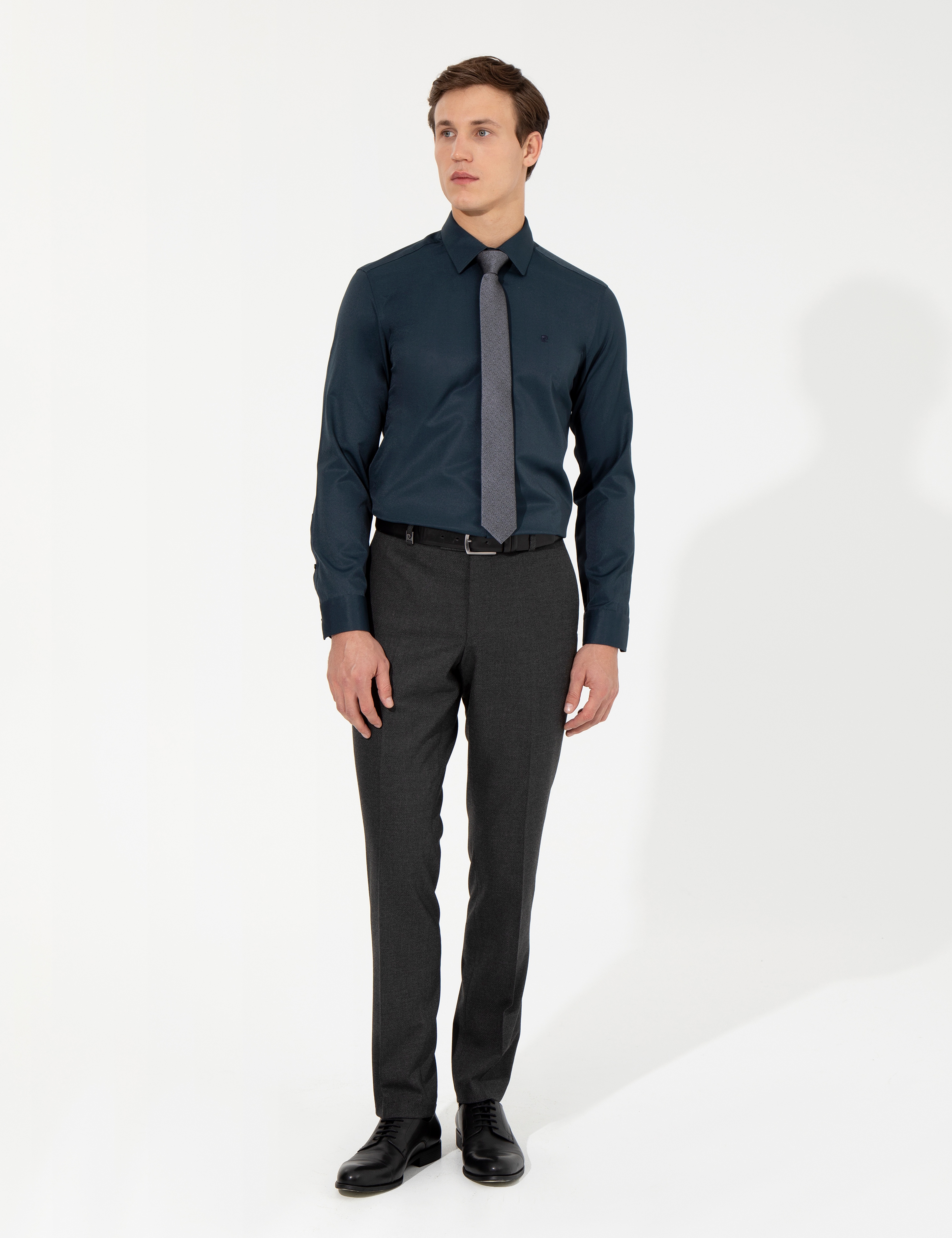 Lacivert Slim Fit Uzun Kollu Klasik Gömlek