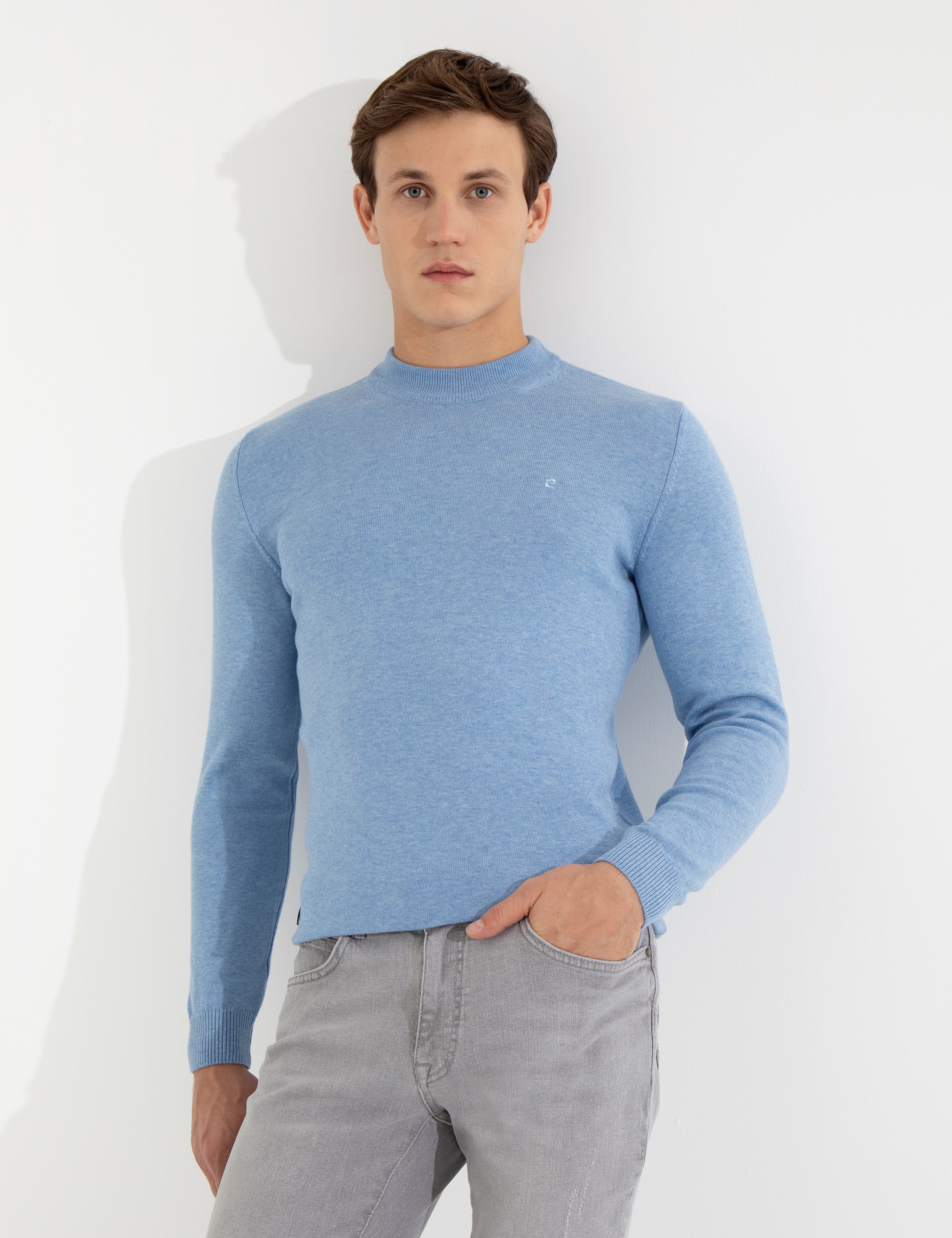 Mavi Melanj Slim Fit Çeyrek Yaka Basic Triko Kazak