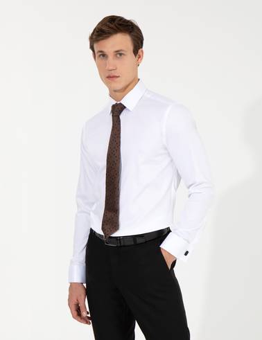 Beyaz Slim Fit Uzun Kollu Klasik Gömlek