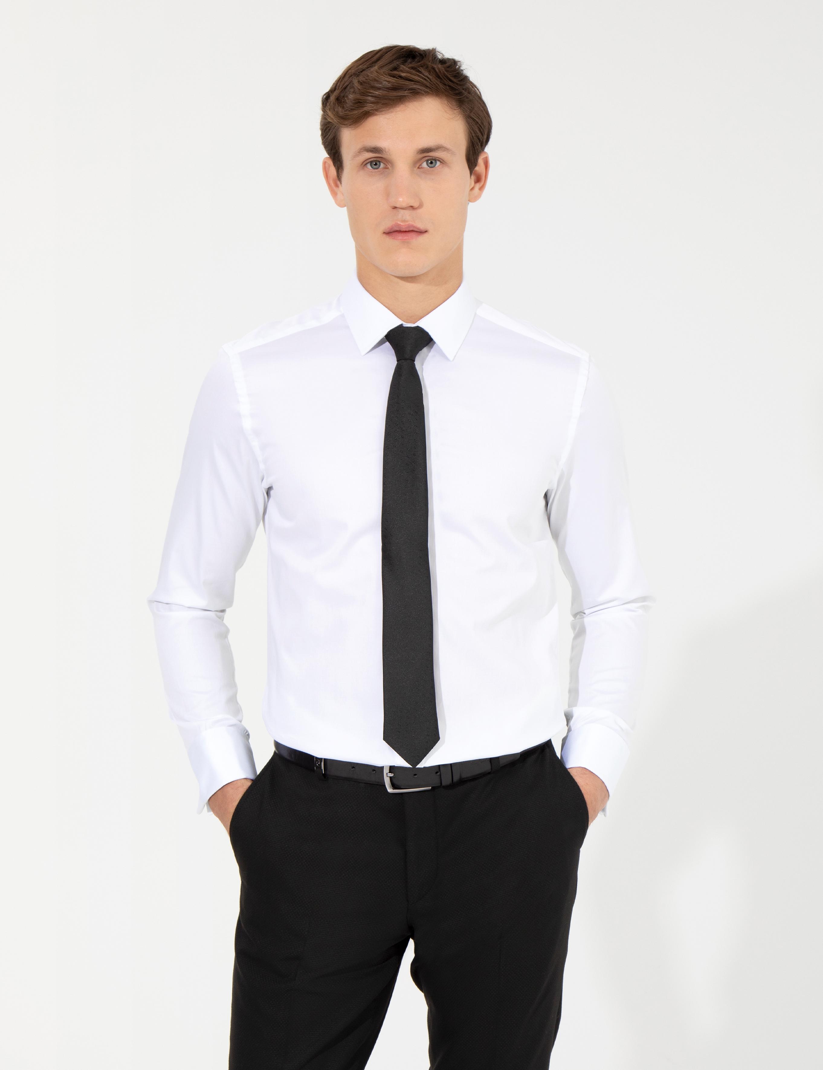 Beyaz Slim Fit Uzun Kollu Klasik Gömlek