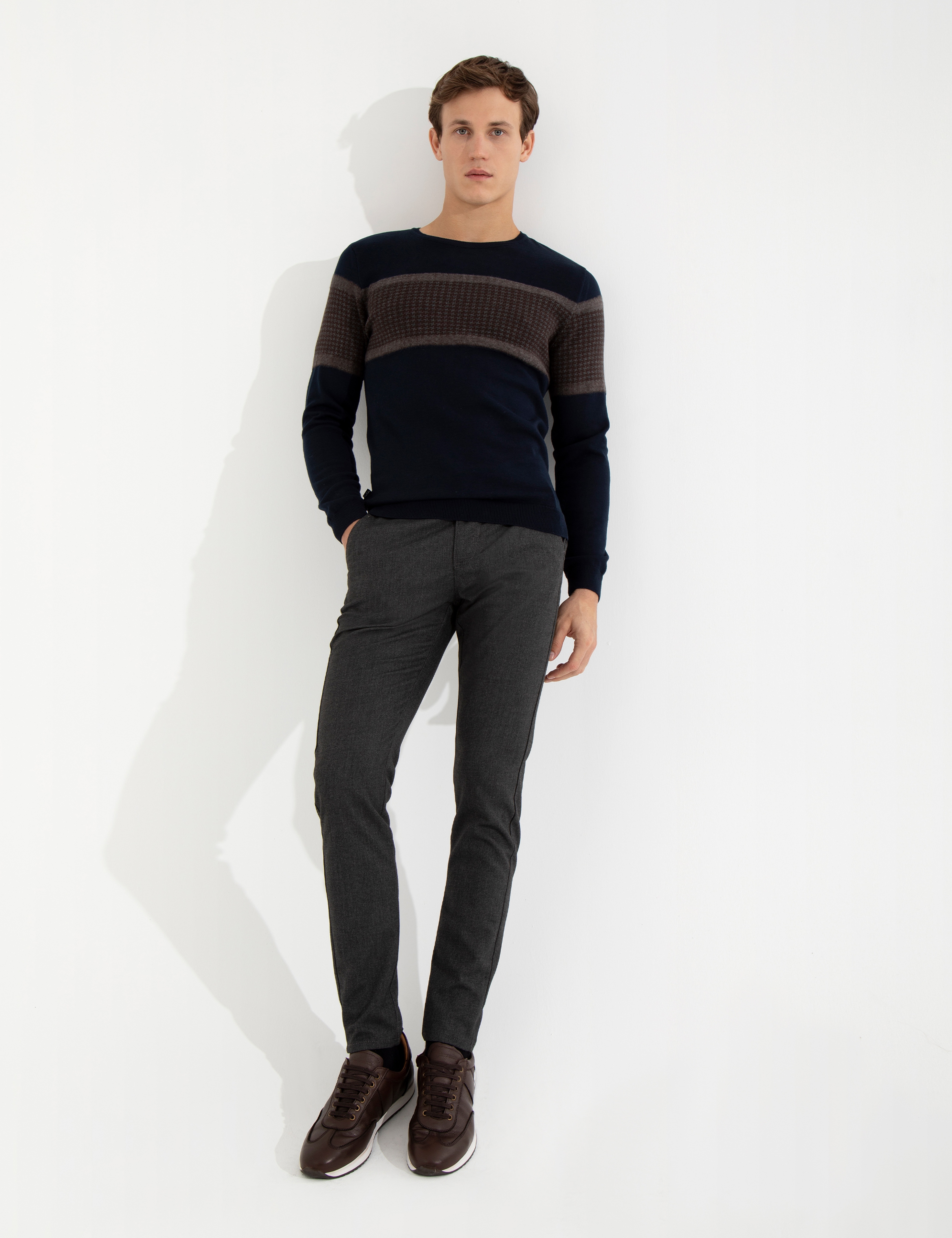 Siyah Slim Fit Kanvas Pantolon - Image 1