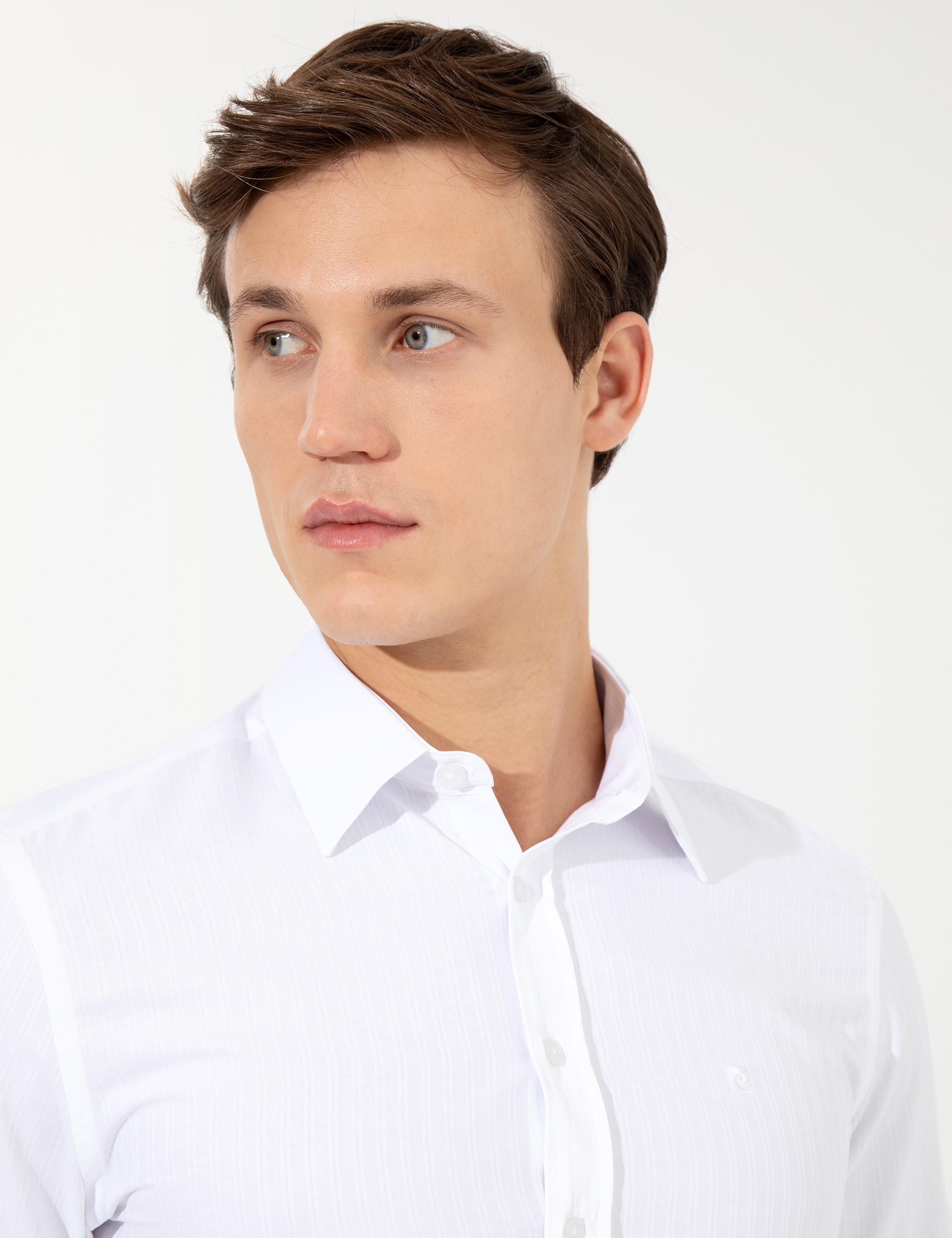 Beyaz Slim Fit Armürlü Klasik Gömlek