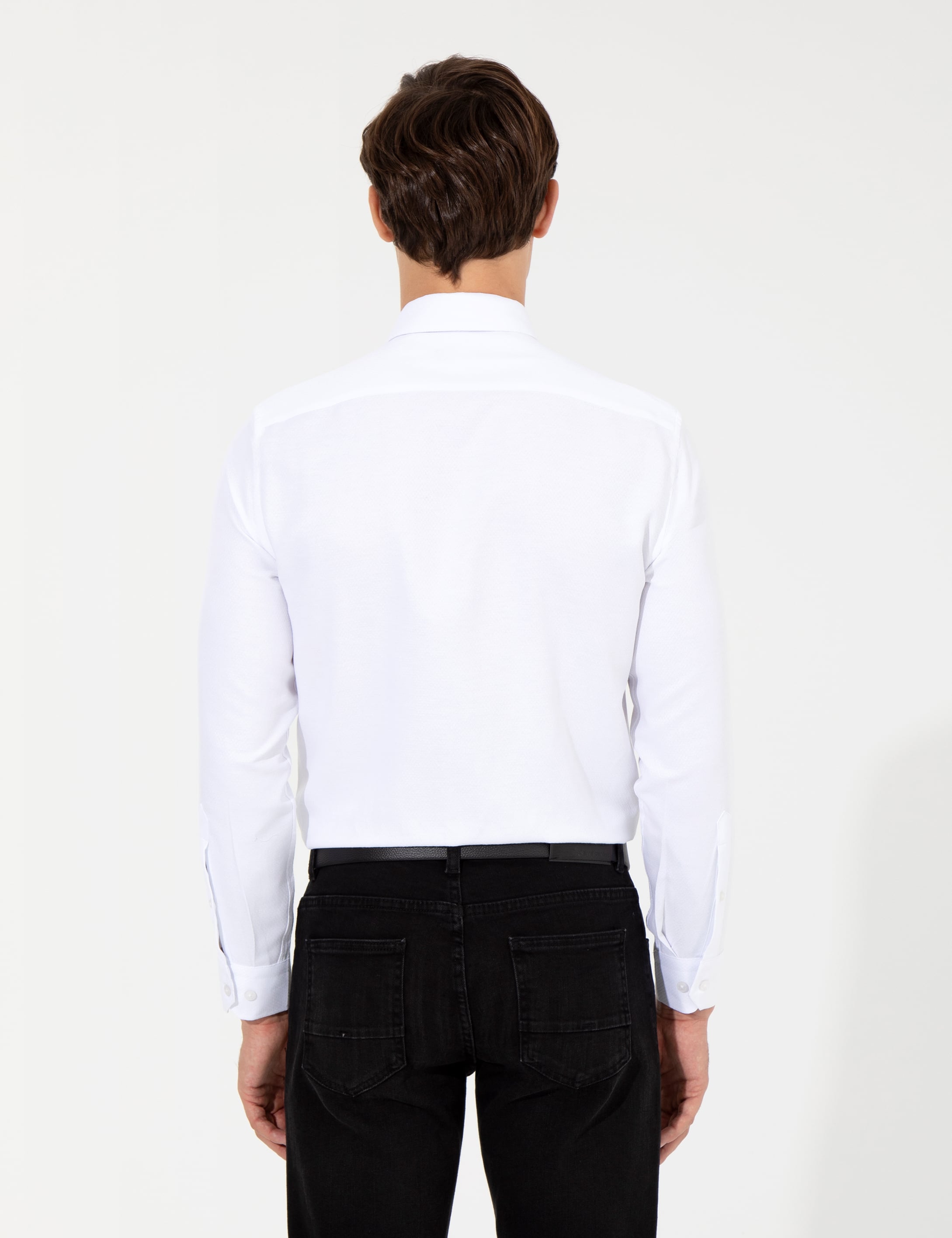 Beyaz Slim Fit Armürlü Uzun Kollu Gömlek