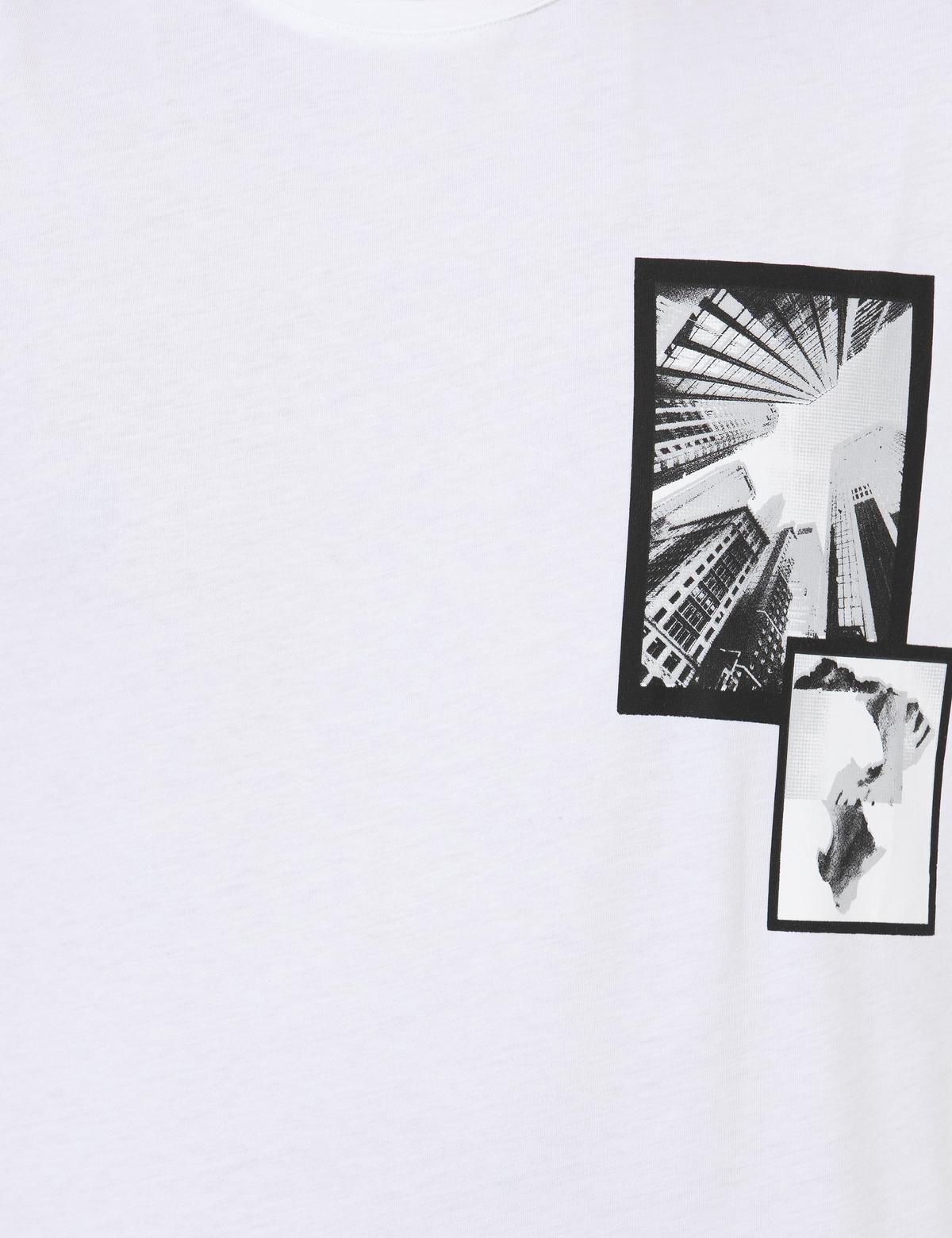 Beyaz Comfort Baskılı Bisiklet Yaka Tişört - 50253983001