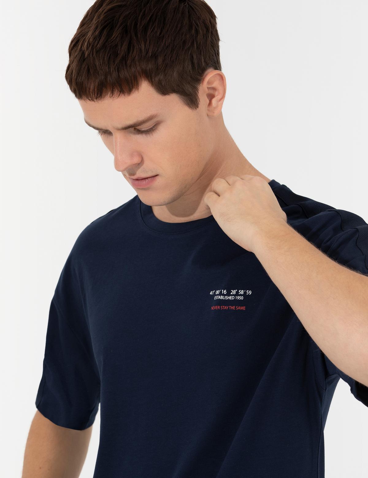 Lacivert Regular Fit Bisiklet Yaka Tişört