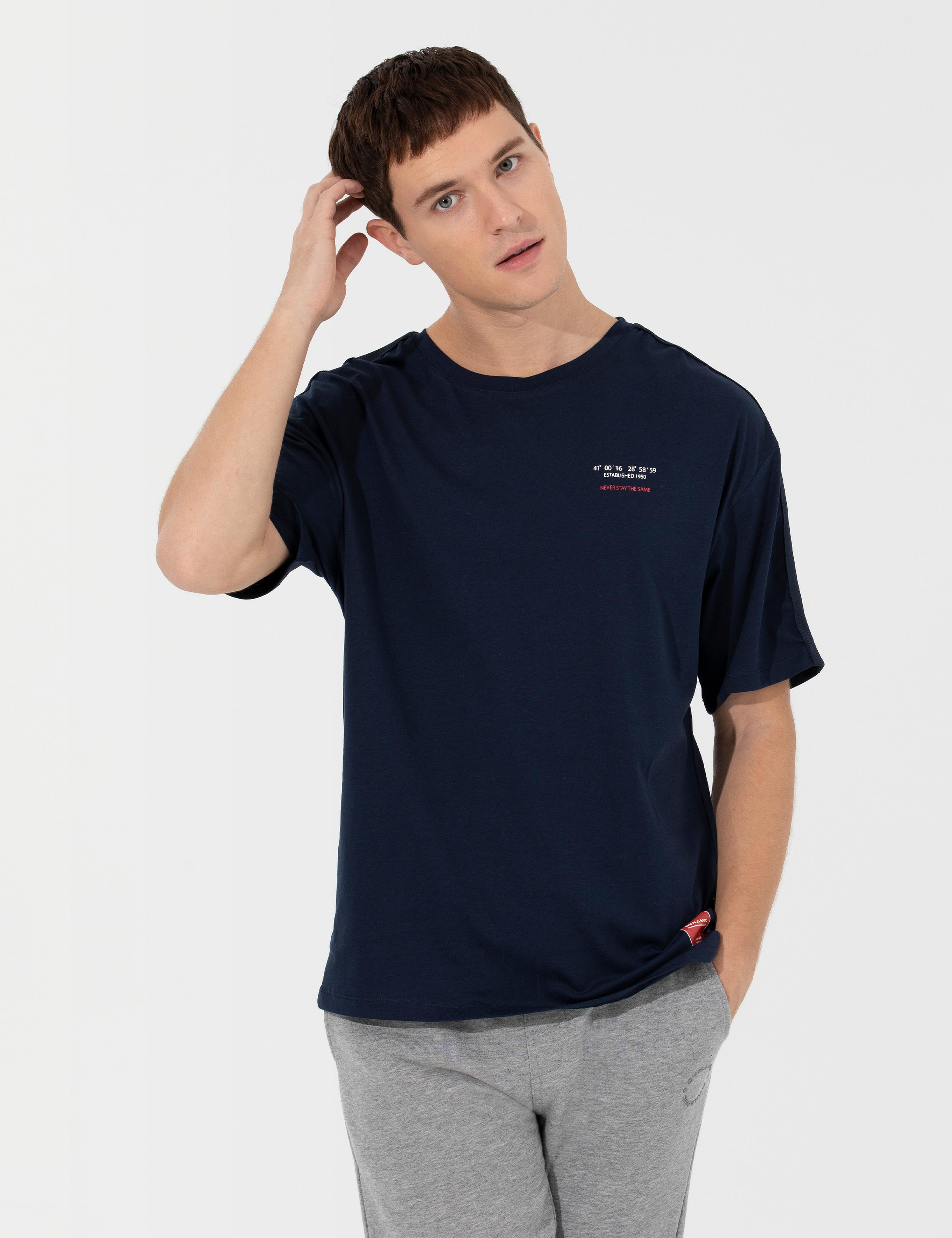 Lacivert Regular Fit Bisiklet Yaka Tişört