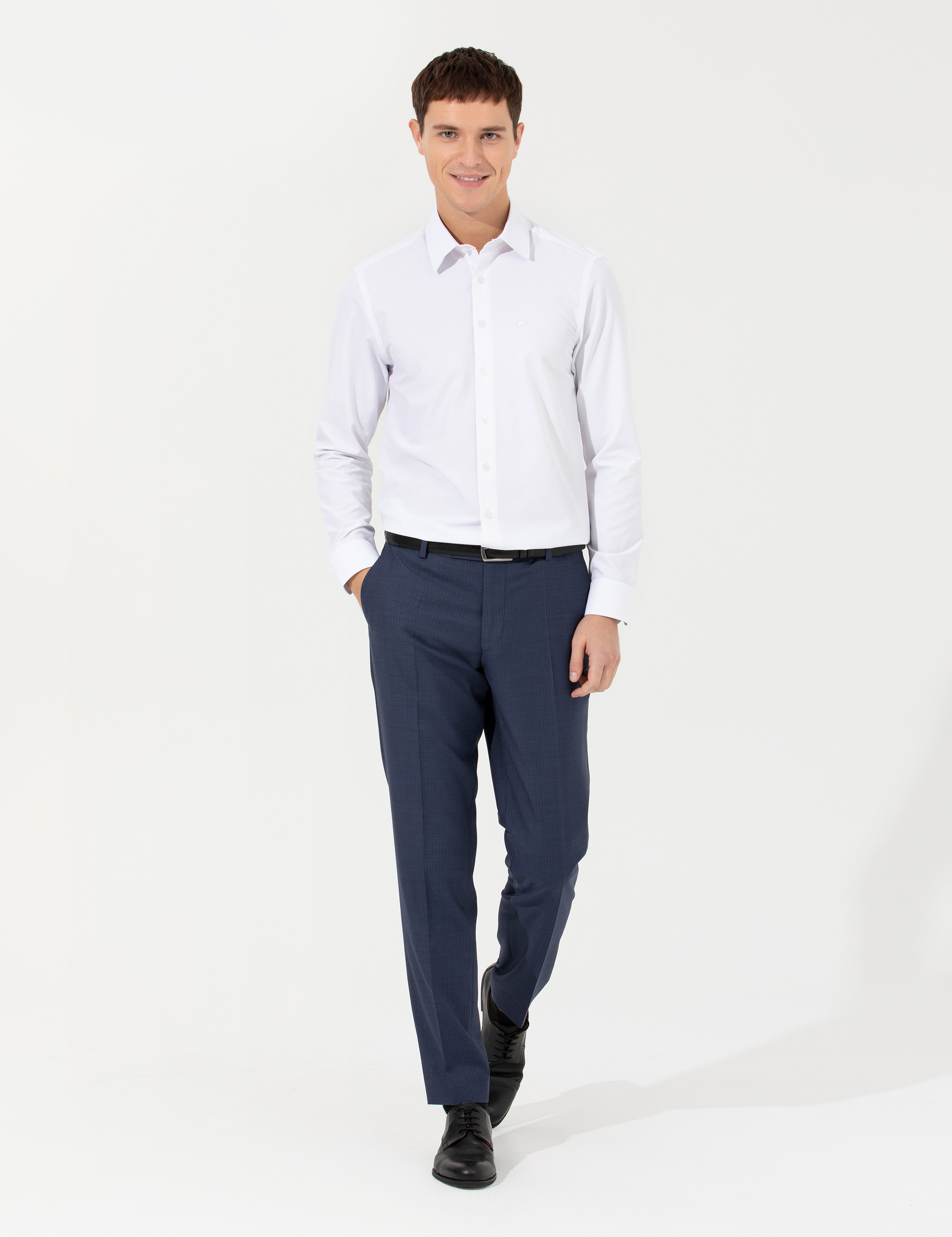 Beyaz Slim Fit Uzun Kollu Gömlek