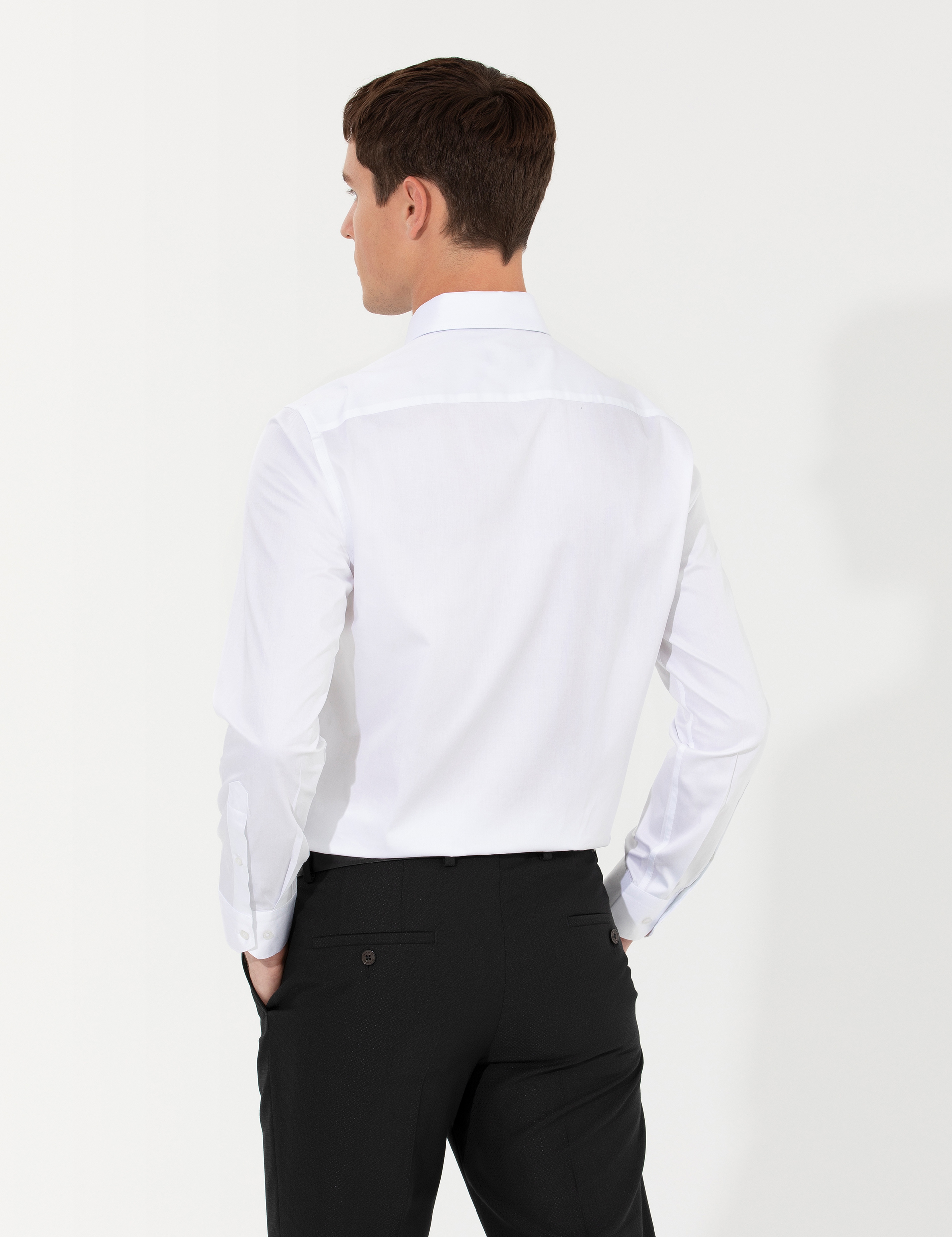 Beyaz Slim Fit Uzun Kollu Klasik Gömlek - Image 5