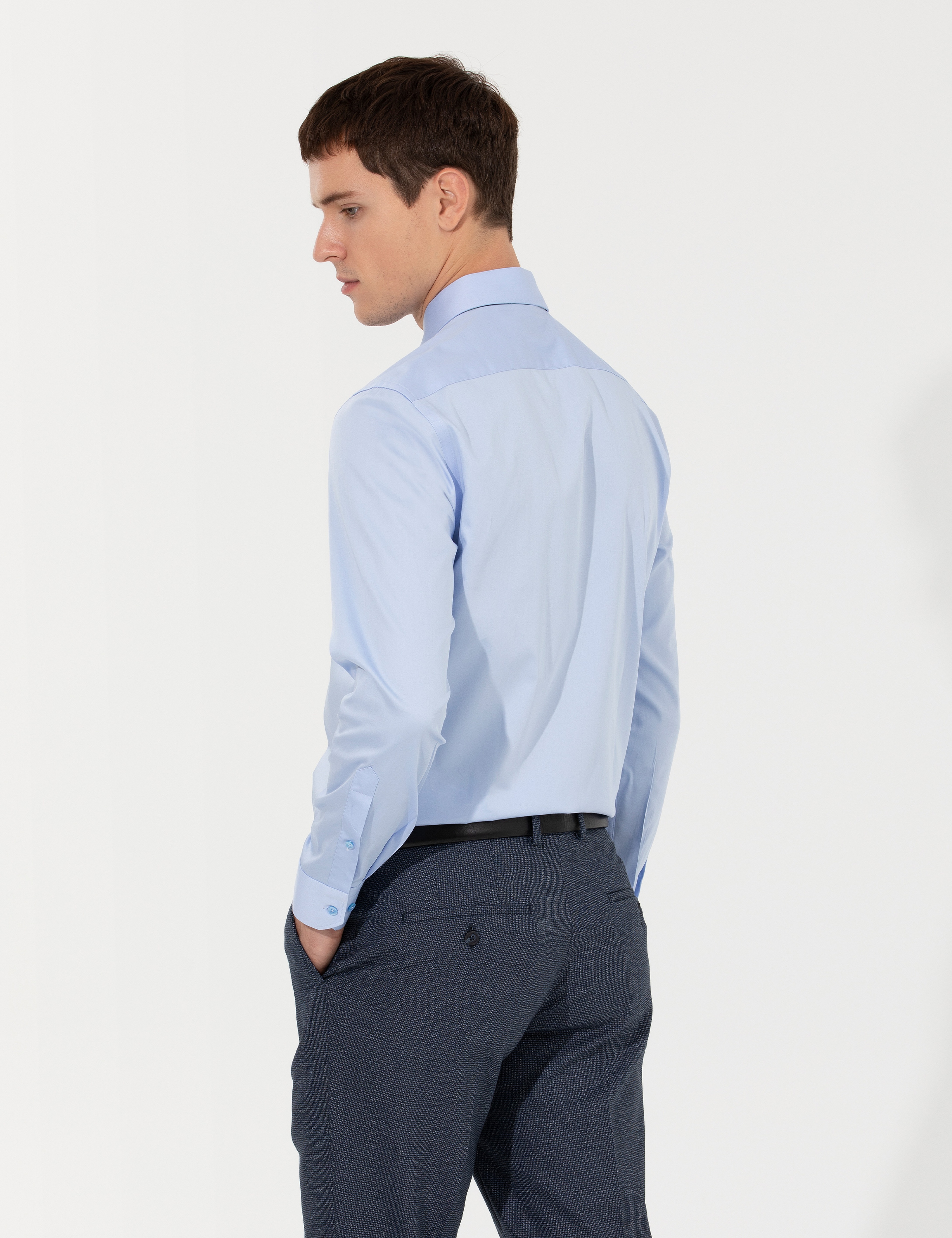 Koyu Mavi Slim Fit Uzun Kollu Klasik Gömlek - Image 5