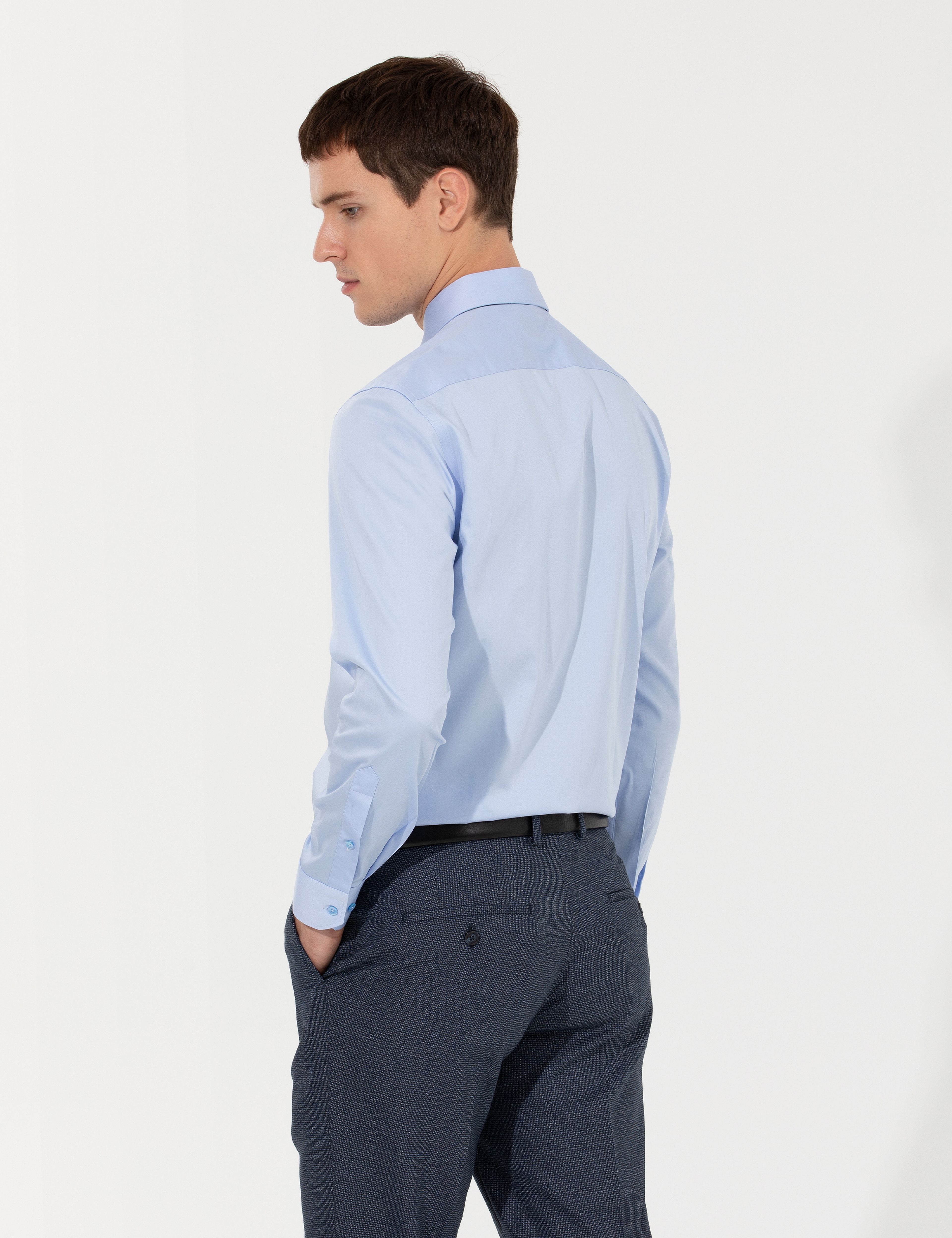 Koyu Mavi Slim Fit Uzun Kollu Klasik Gömlek
