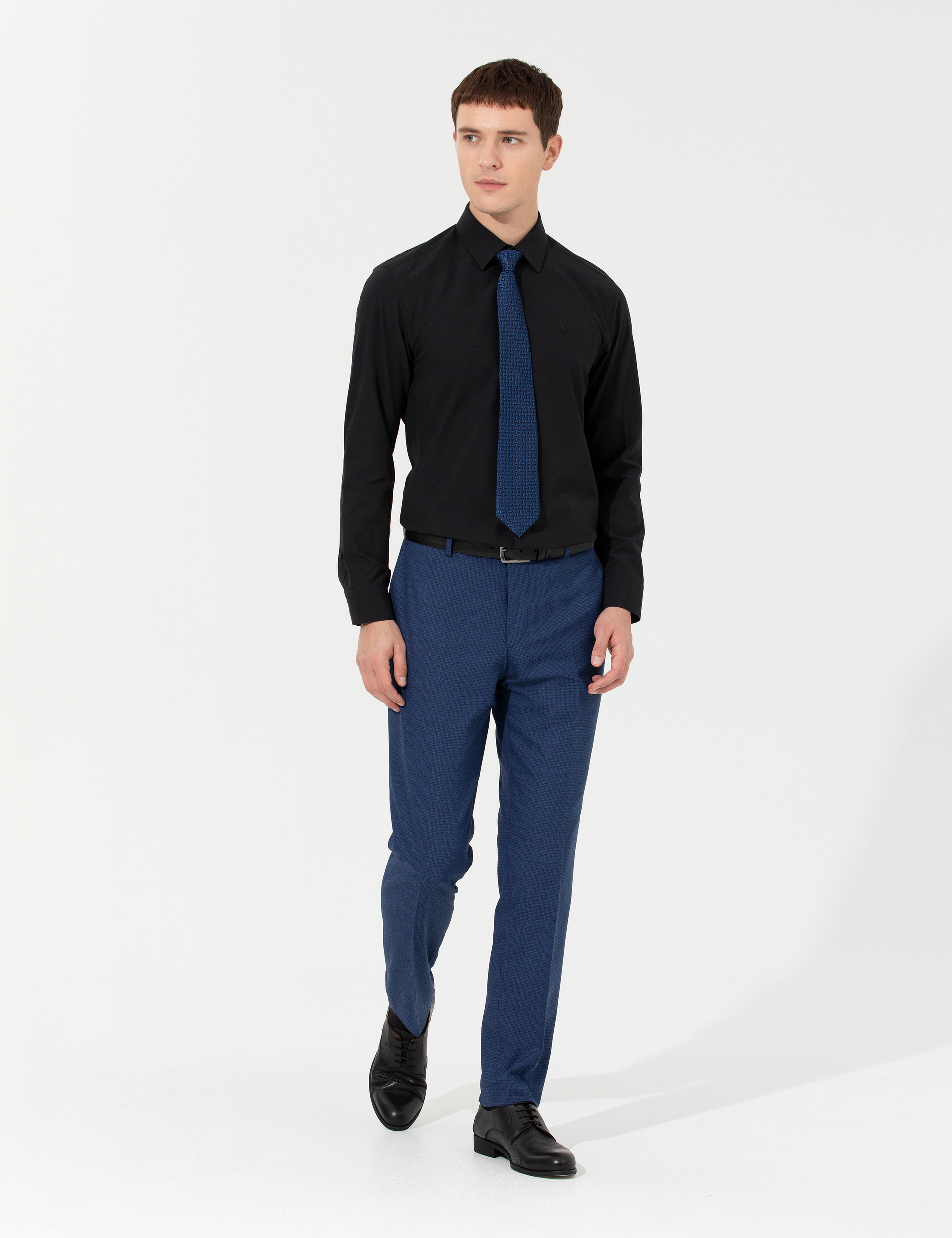 Siyah Slim Fit Uzun Kollu Klasik Gömlek - Image 4