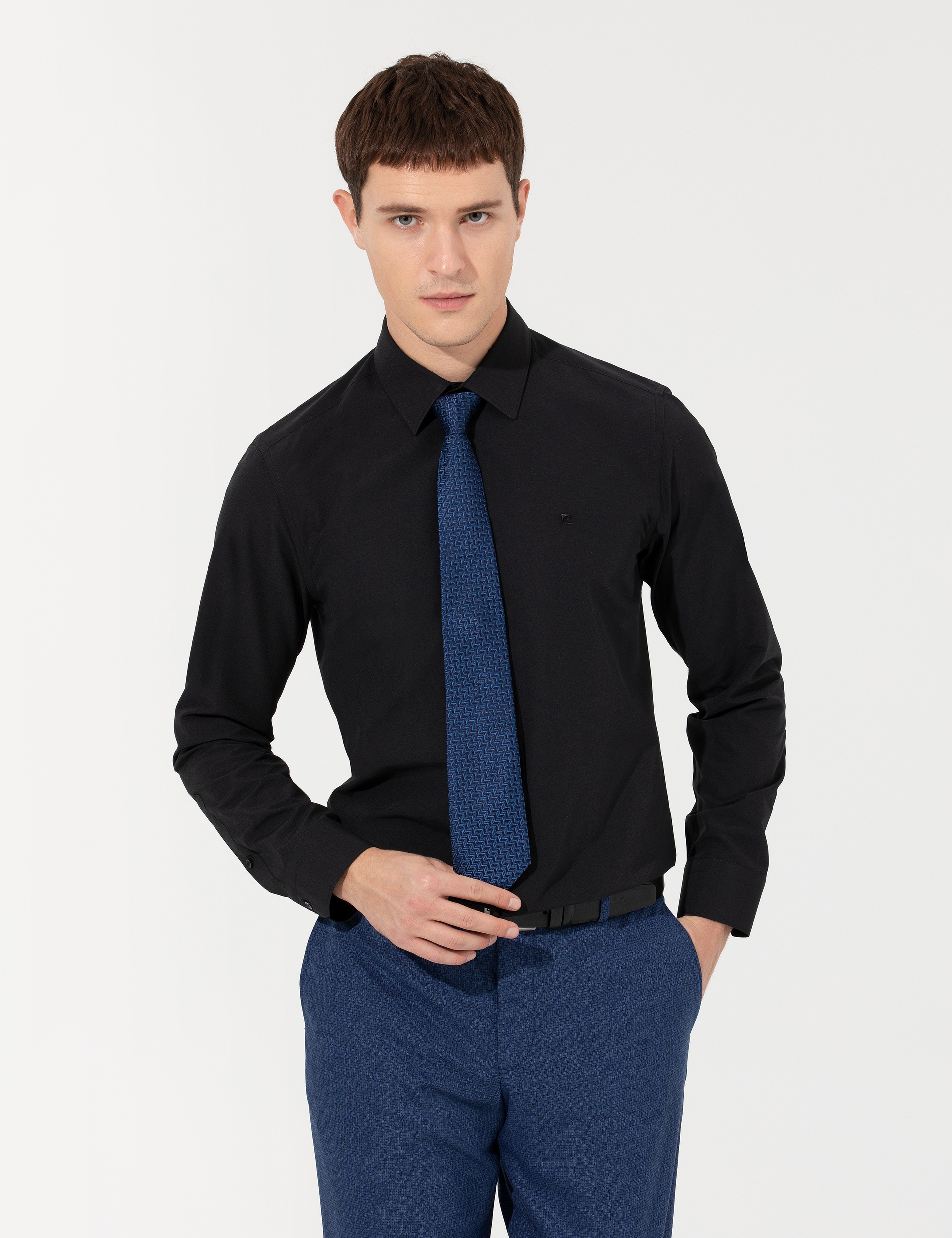 Siyah Slim Fit Uzun Kollu Klasik Gömlek - Image 3