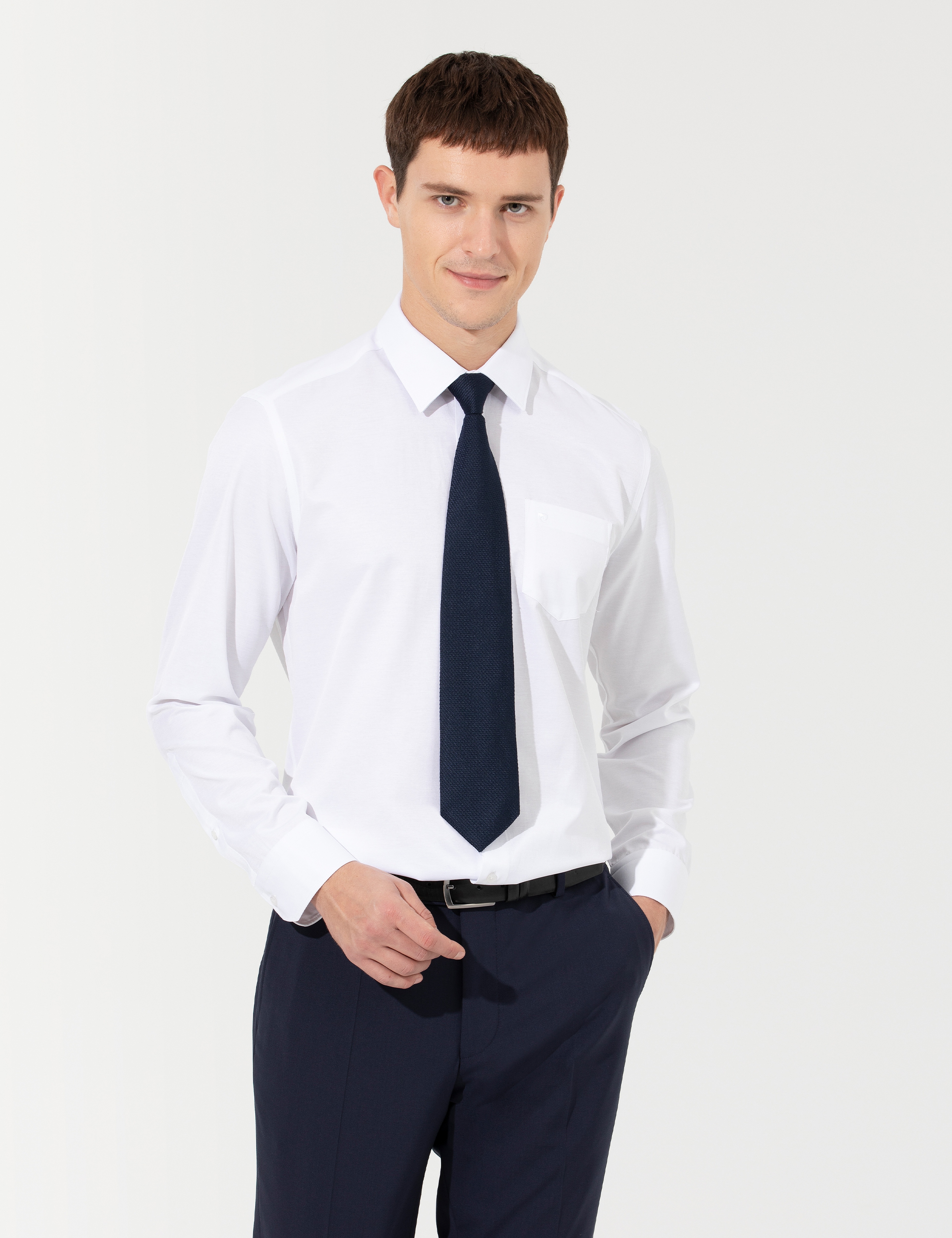 Beyaz Regular Fit Uzun Kollu Basic Gömlek - Image 3