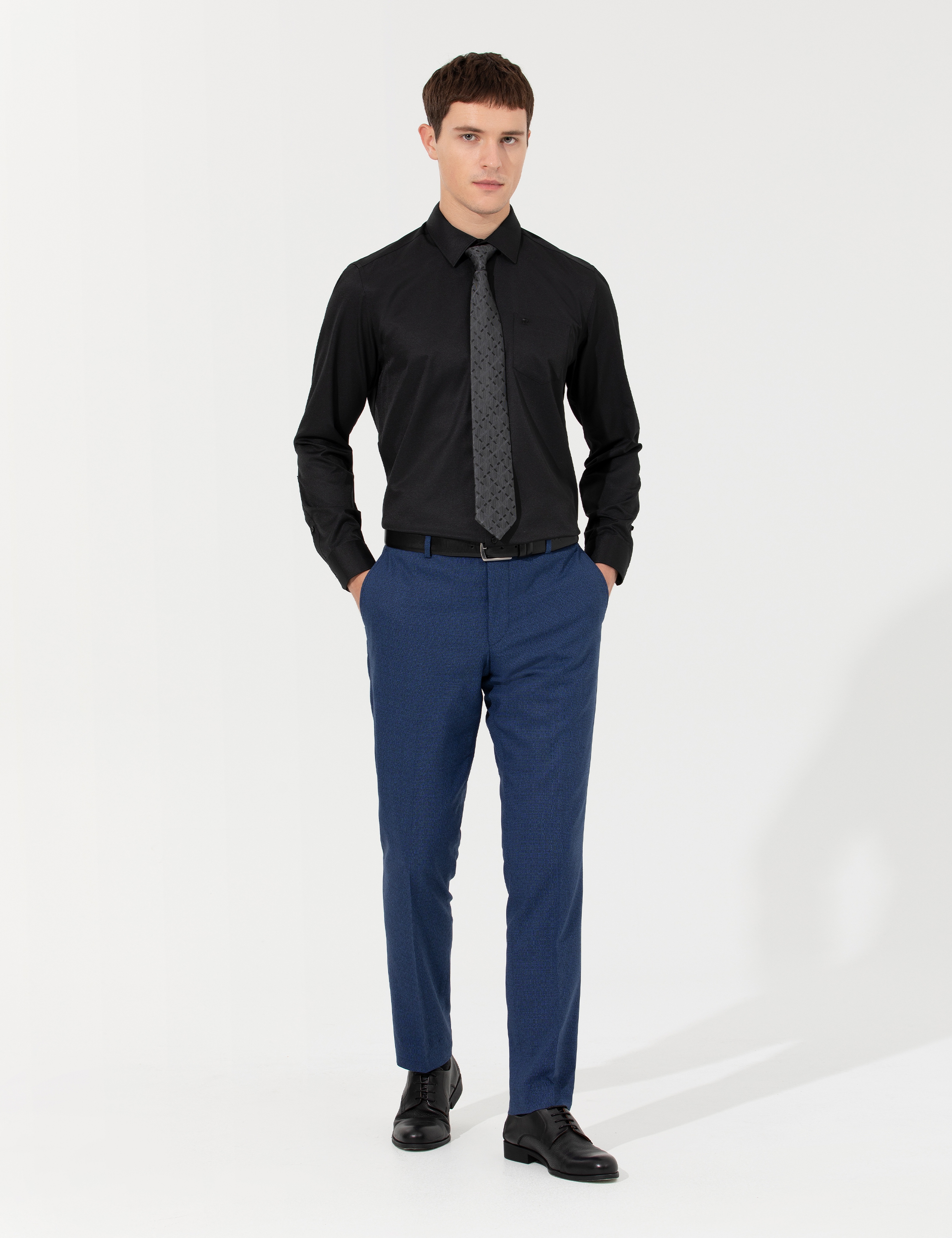 Siyah Regular Fit Uzun Kollu Basic Gömlek - Image 4