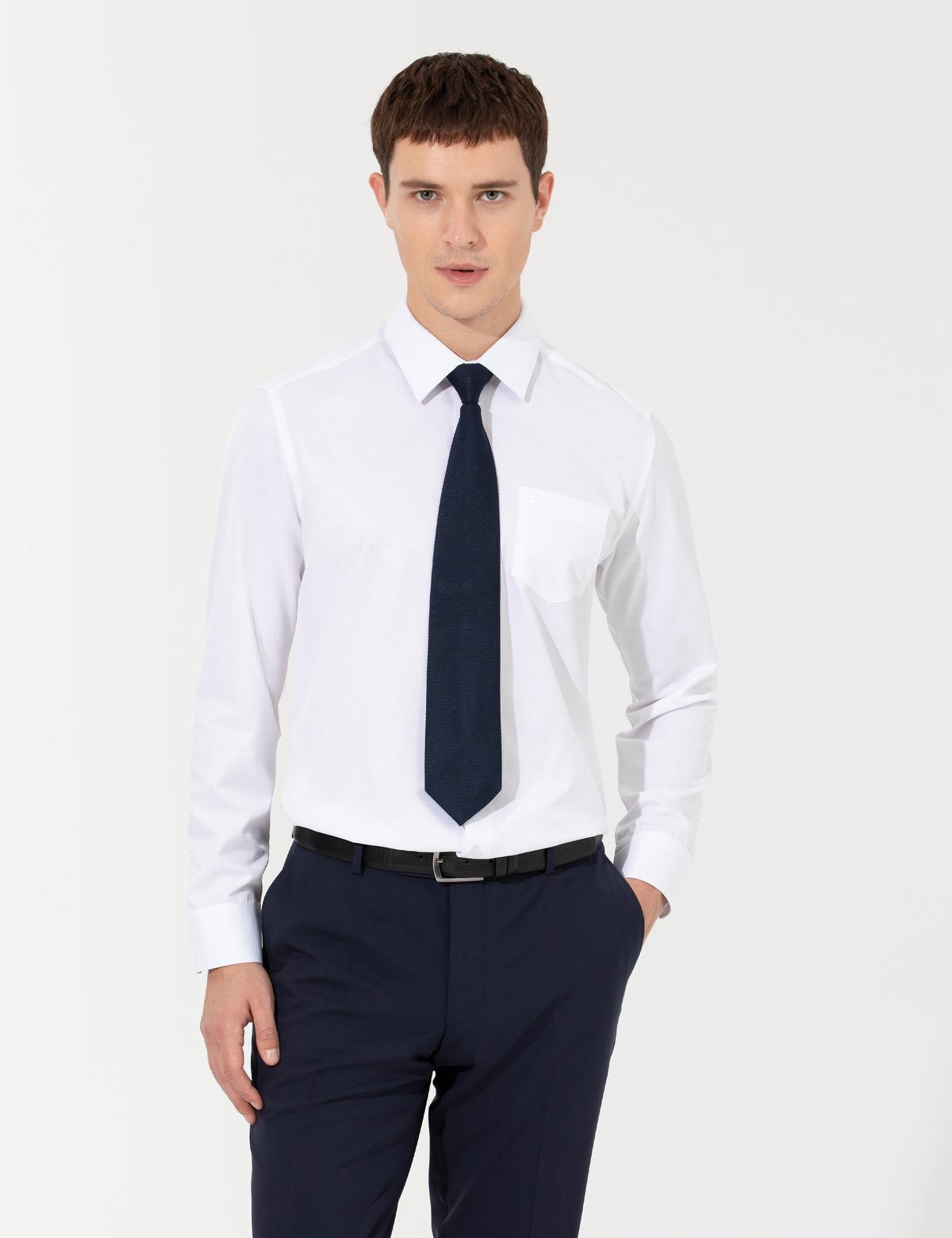 Beyaz Regular Fit Uzun Kollu Basic Gömlek