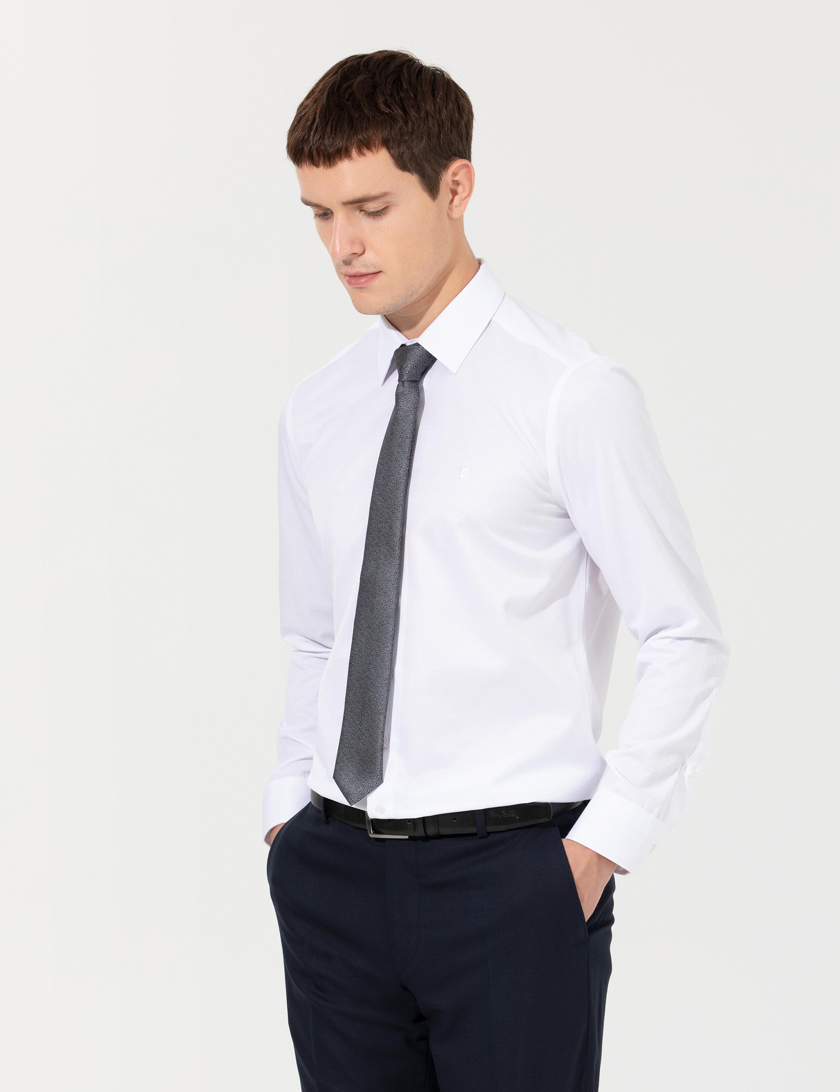 Beyaz Slim Fit Uzun Kollu Basic Gömlek