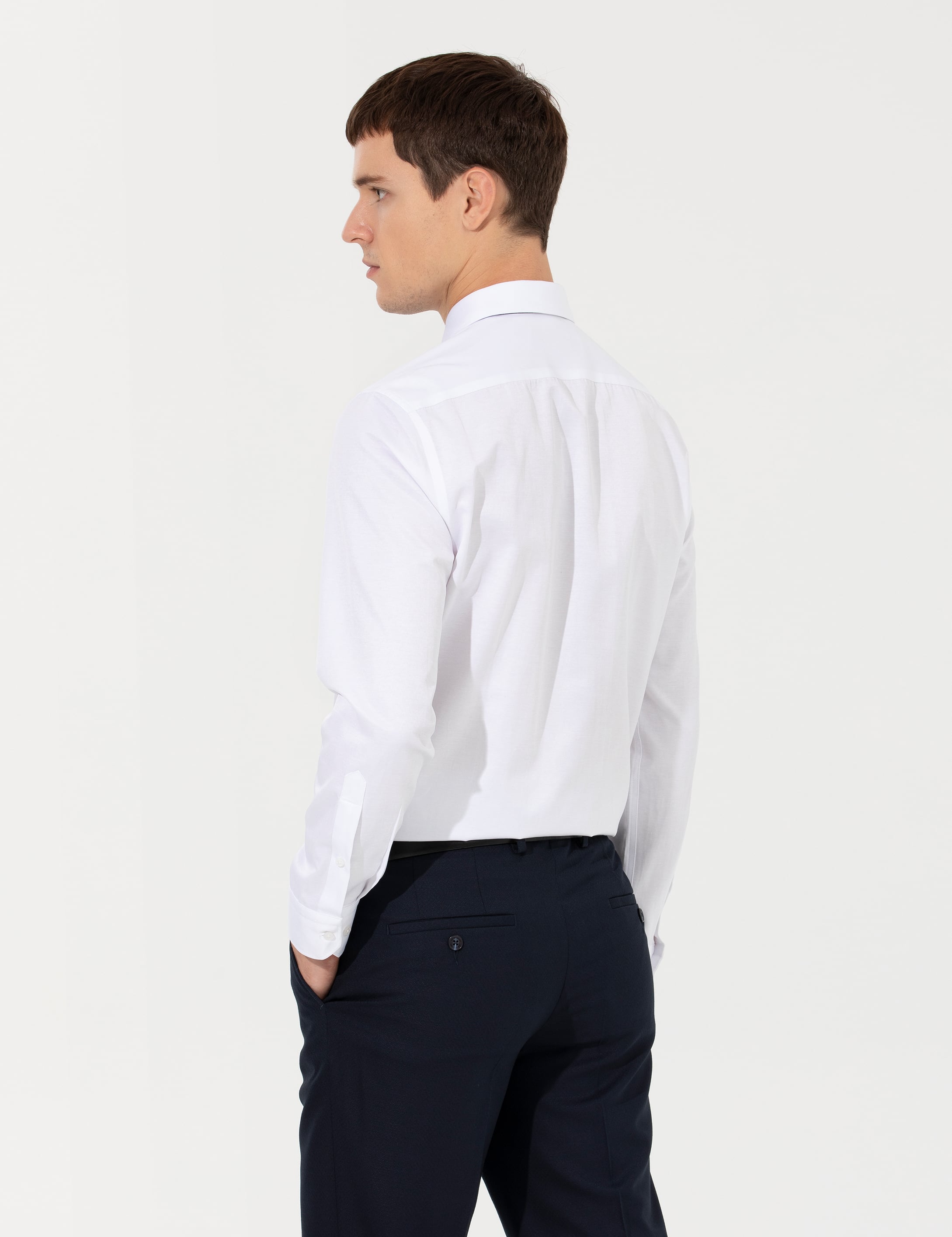 Beyaz Slim Fit Uzun Kollu Basic Gömlek