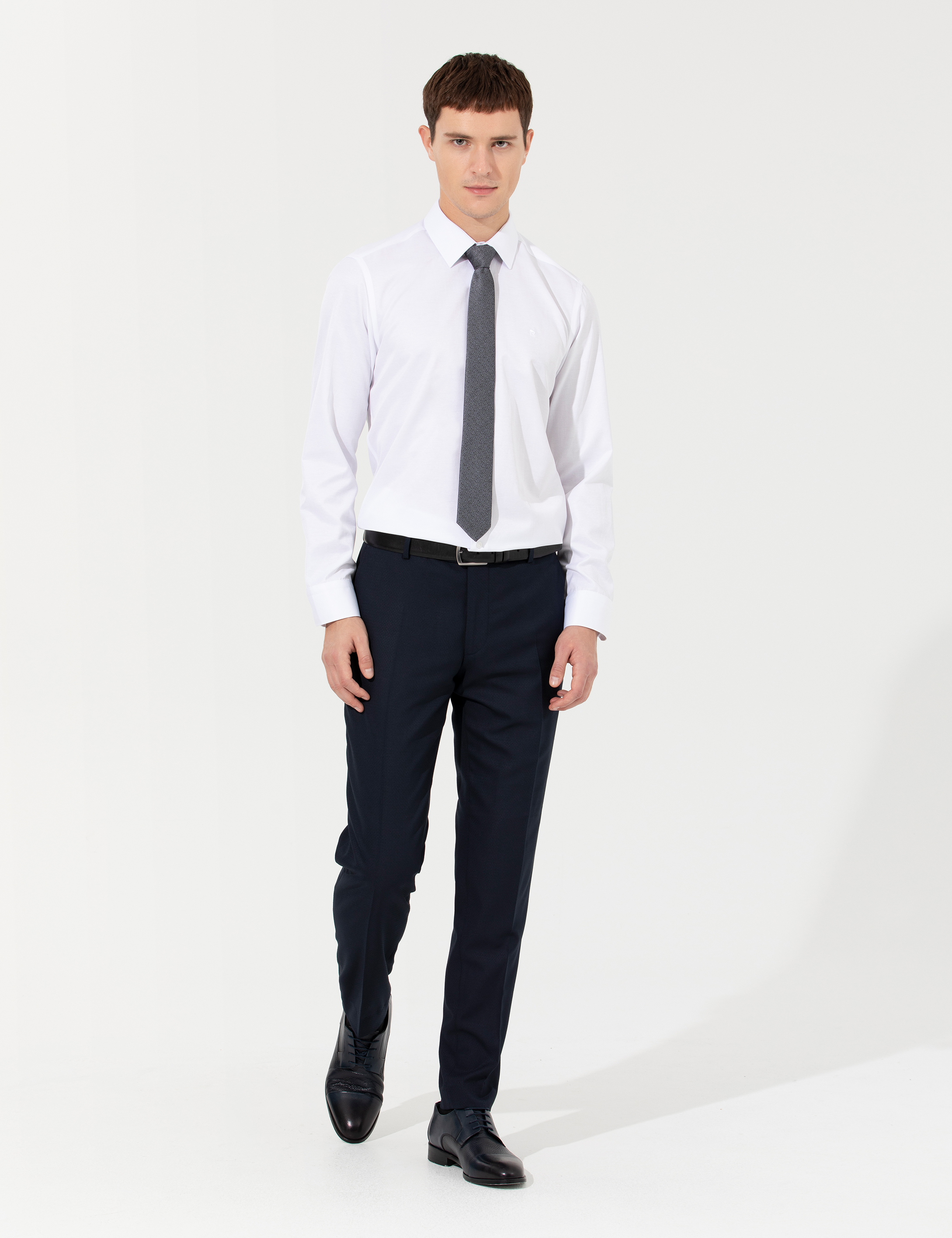 Beyaz Slim Fit Uzun Kollu Basic Gömlek - Image 4