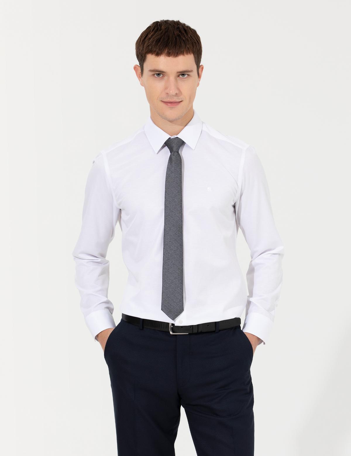 Beyaz Slim Fit Uzun Kollu Basic Gömlek