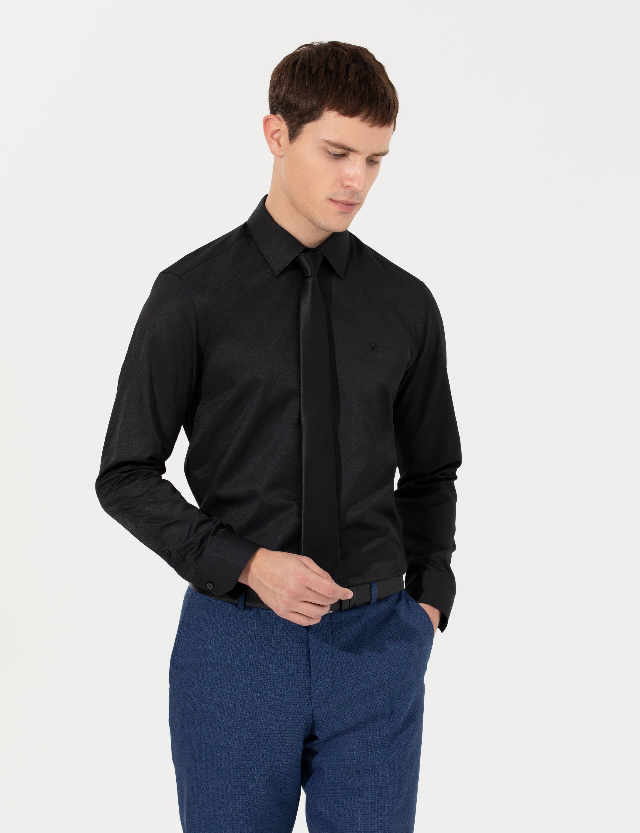 Siyah Slim Fit Uzun Kollu Basic Gömlek