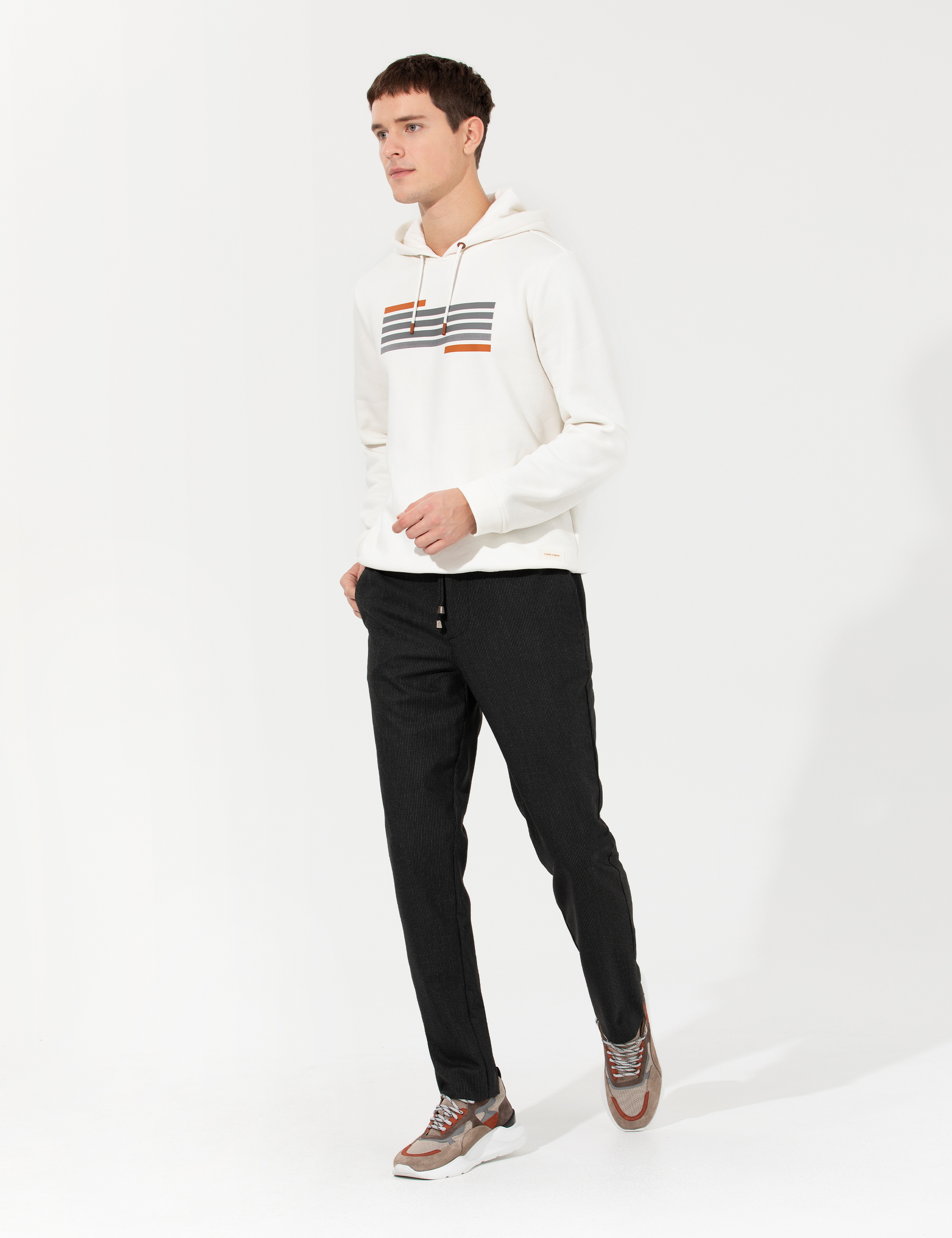 Siyah Slim Fit Kumaş Pantolon - Image 1