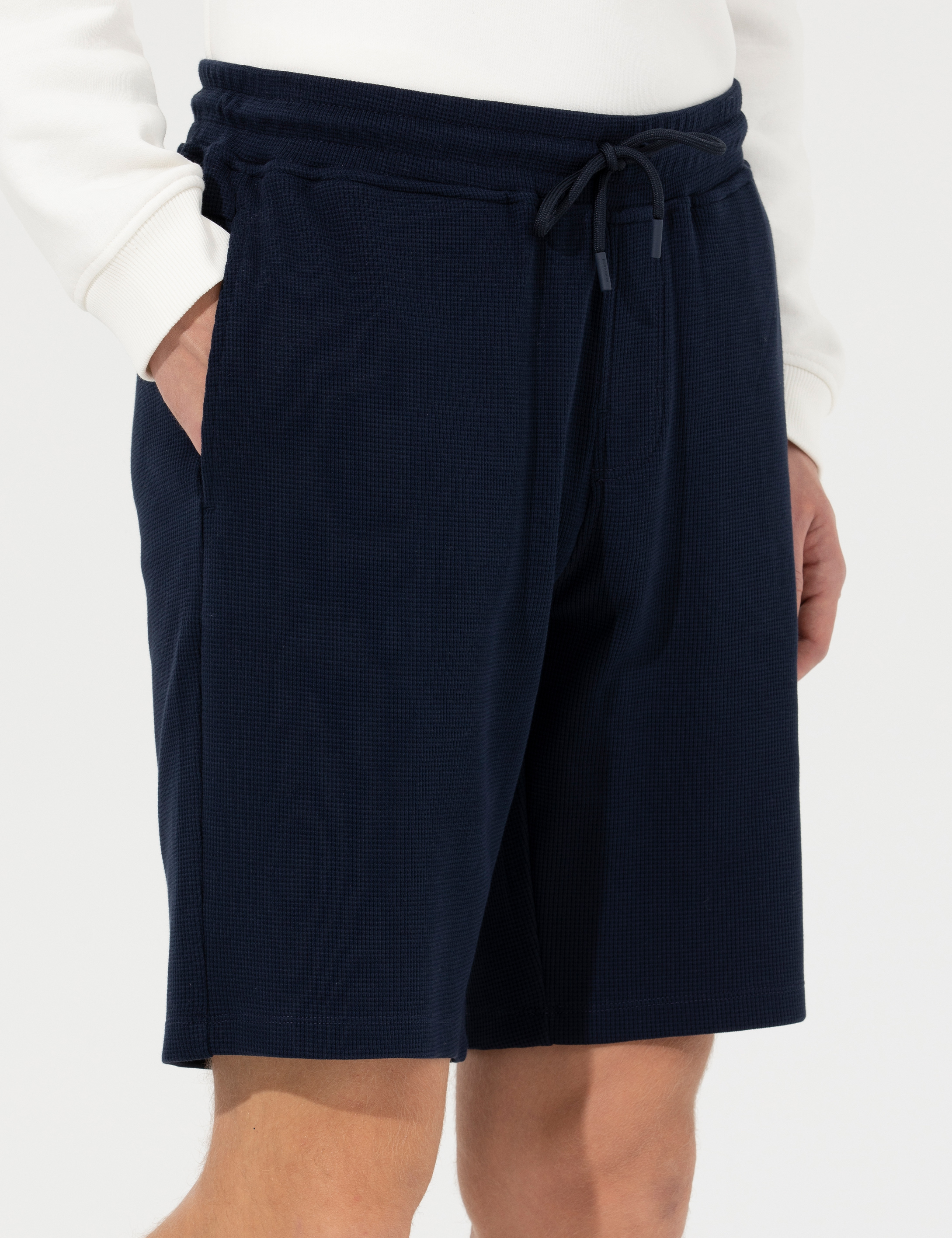 Lacivert Slim Fit Örme Şort - Image 5