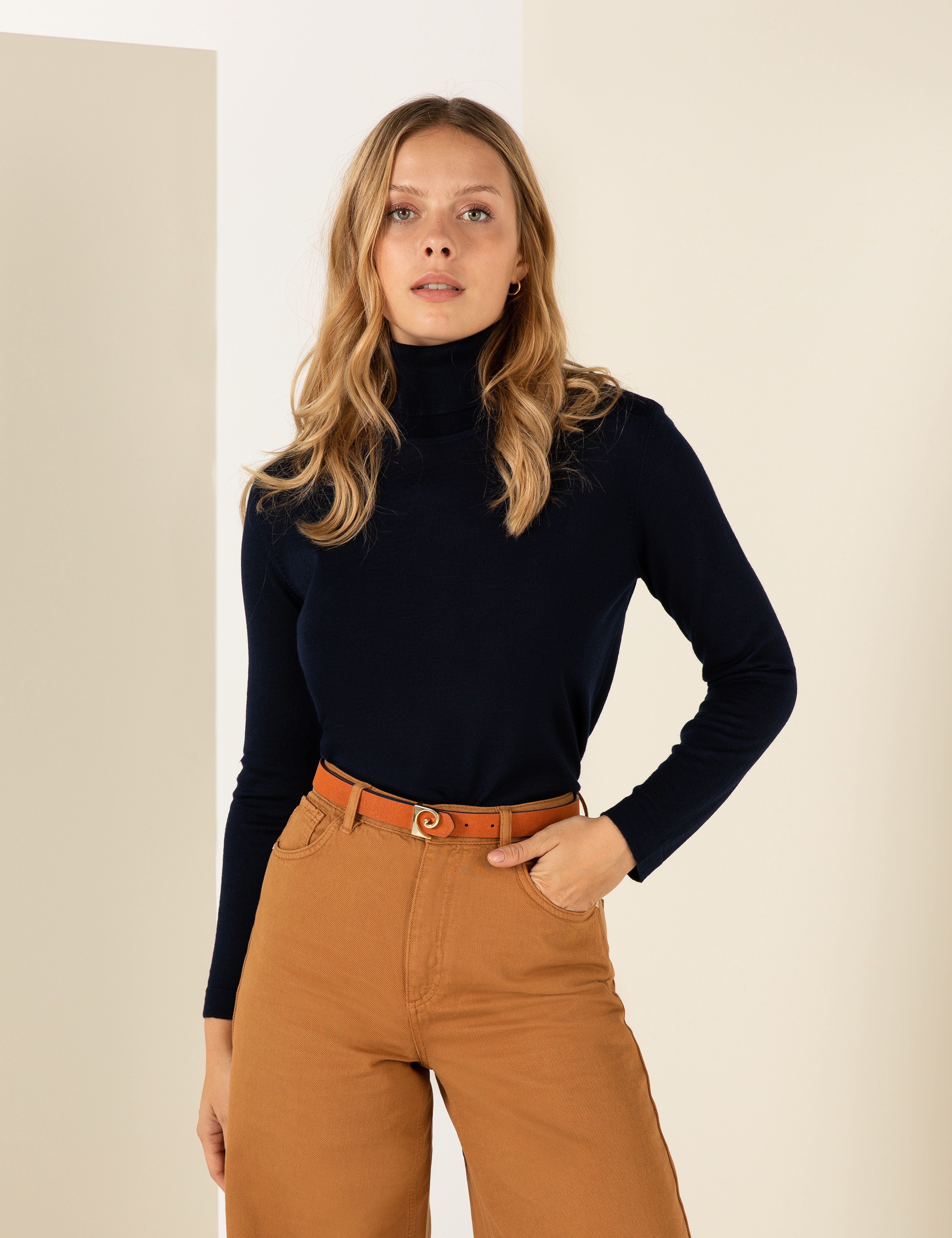 Balıkçı Yaka Lacivert Comfort Fit Kazak - Image 1
