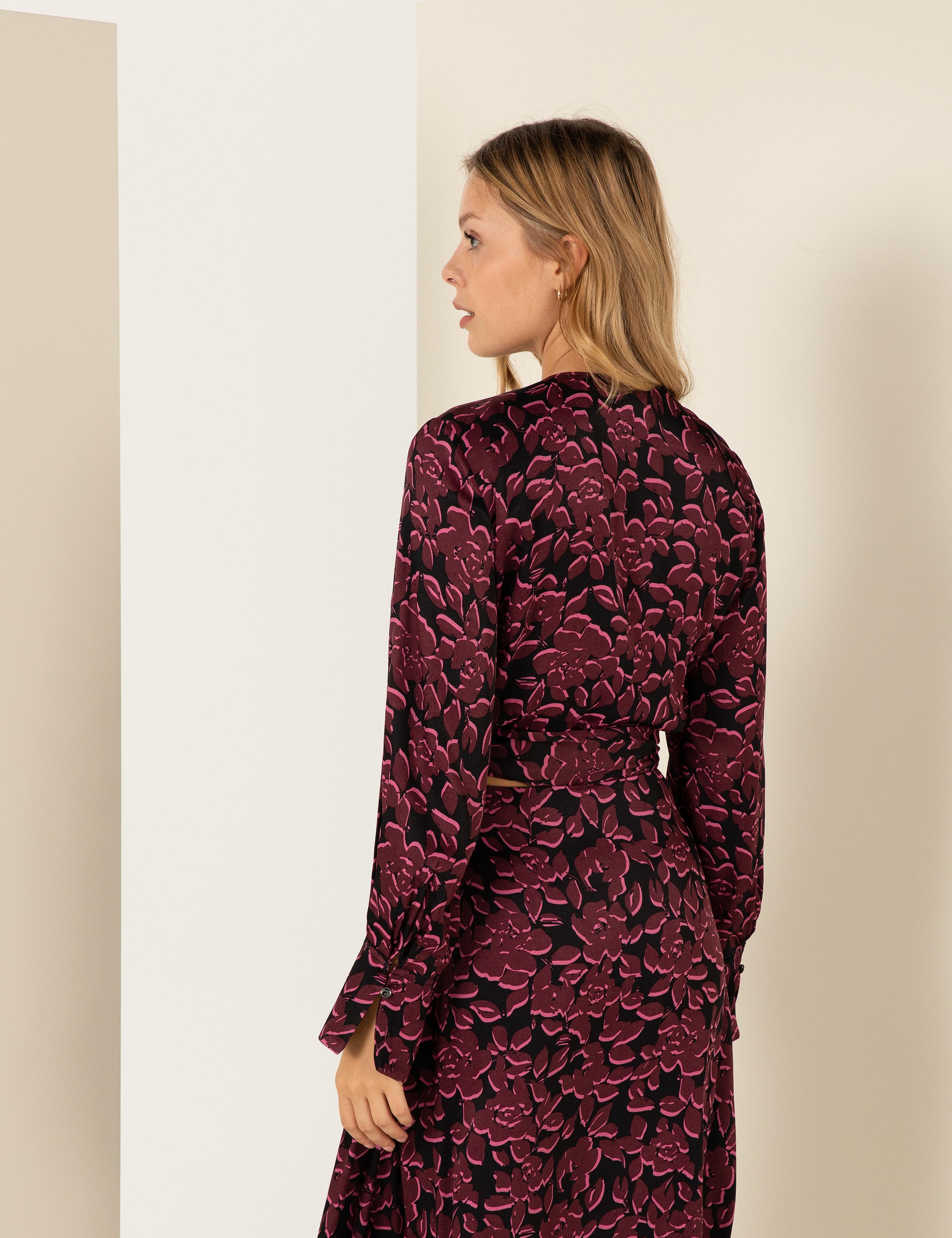 Siyah Desenli Crop Top Bluz