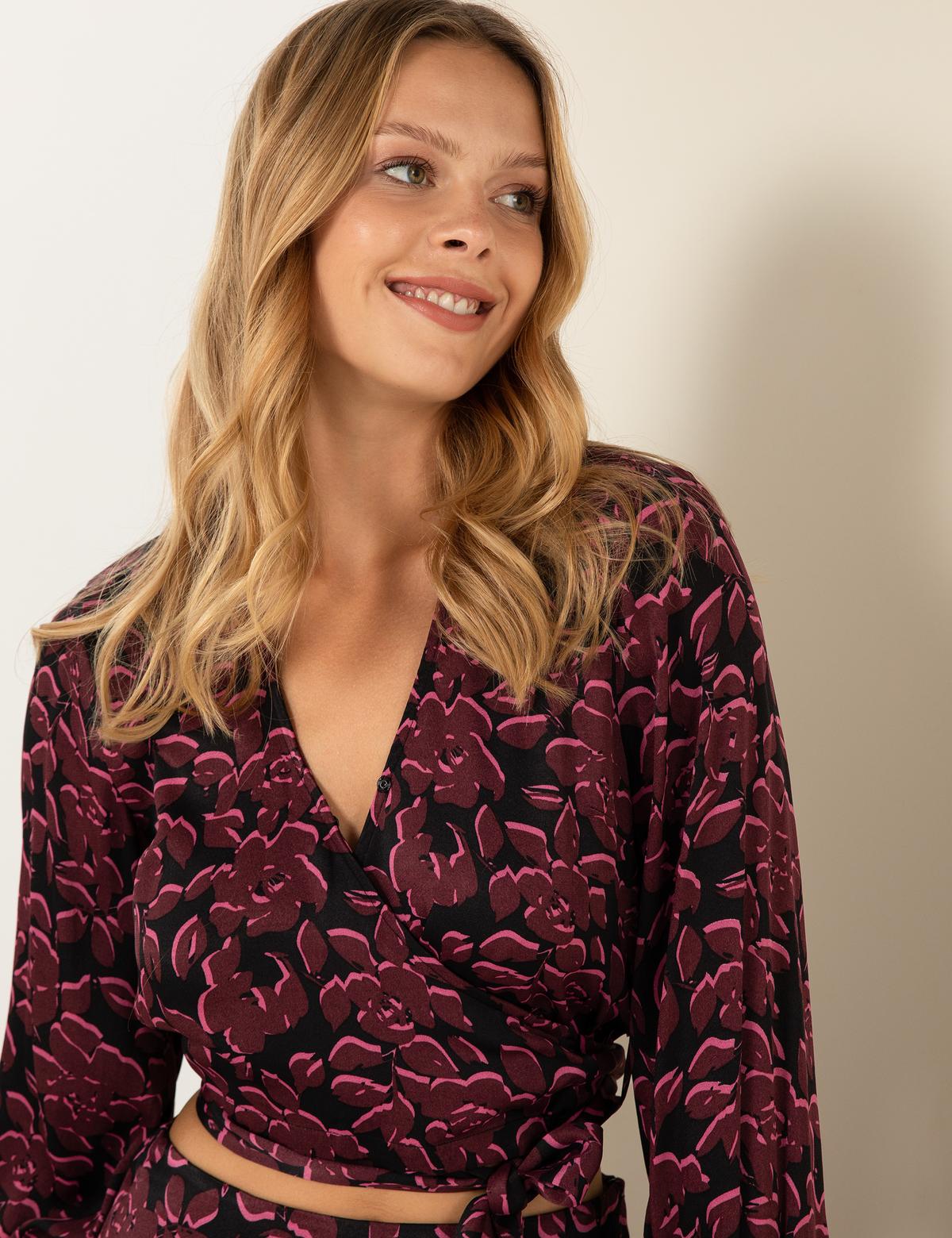 Siyah Desenli Crop Top Bluz - 50254657024