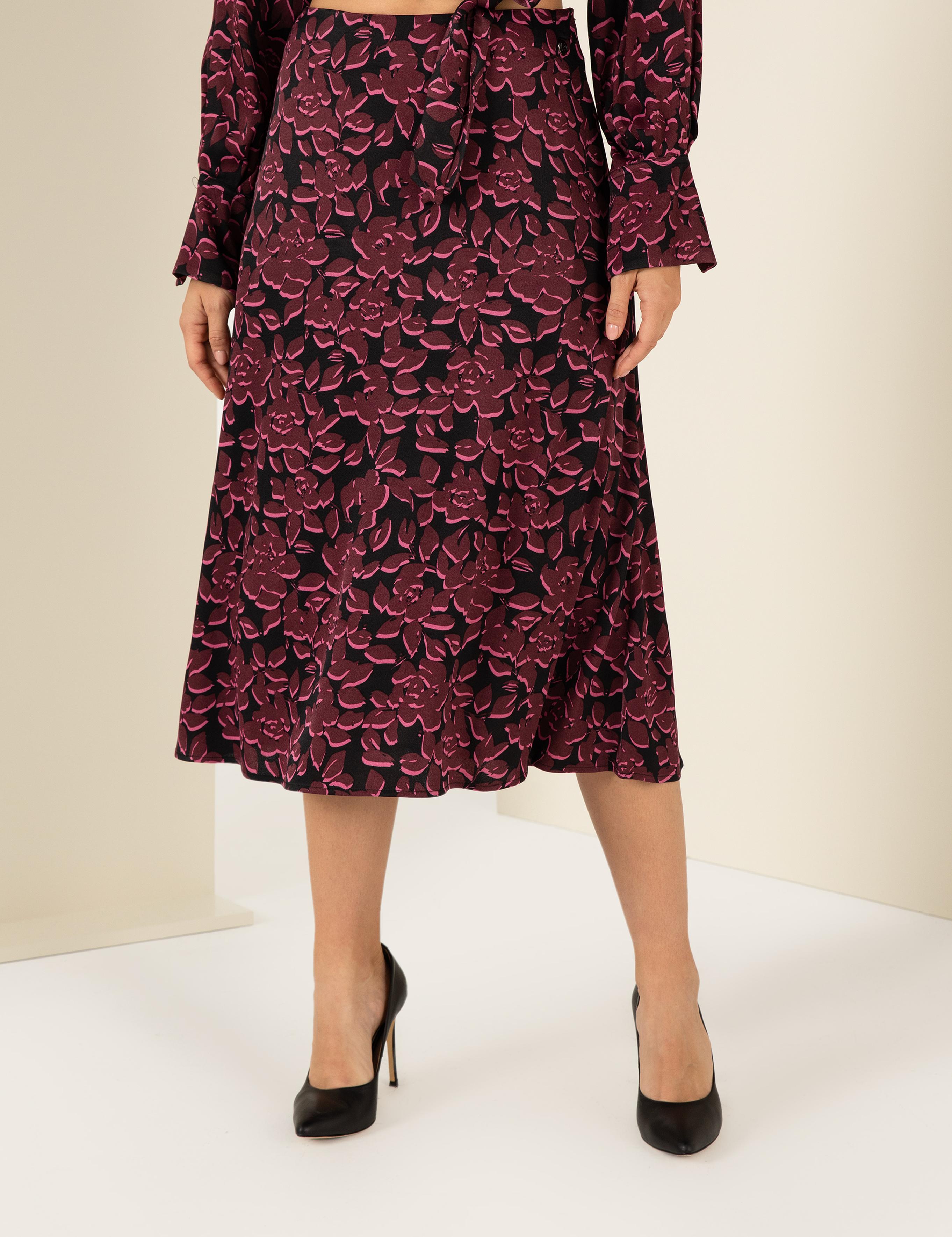 Siyah A Kesim Dokuma Etek