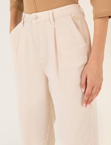 Krem Carrot Fit Spor Pantolon