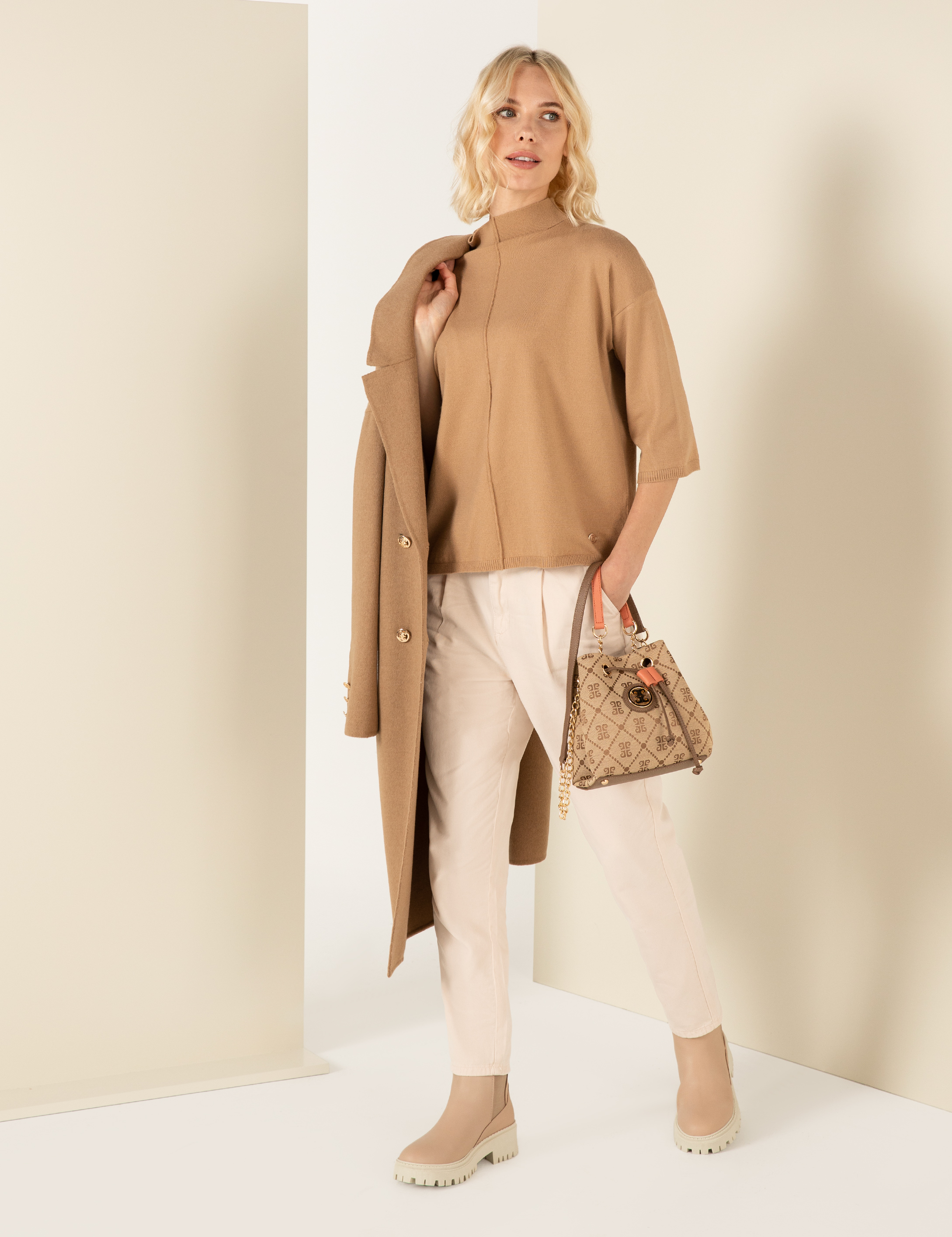 Krem Carrot Fit Spor Pantolon - Image 3