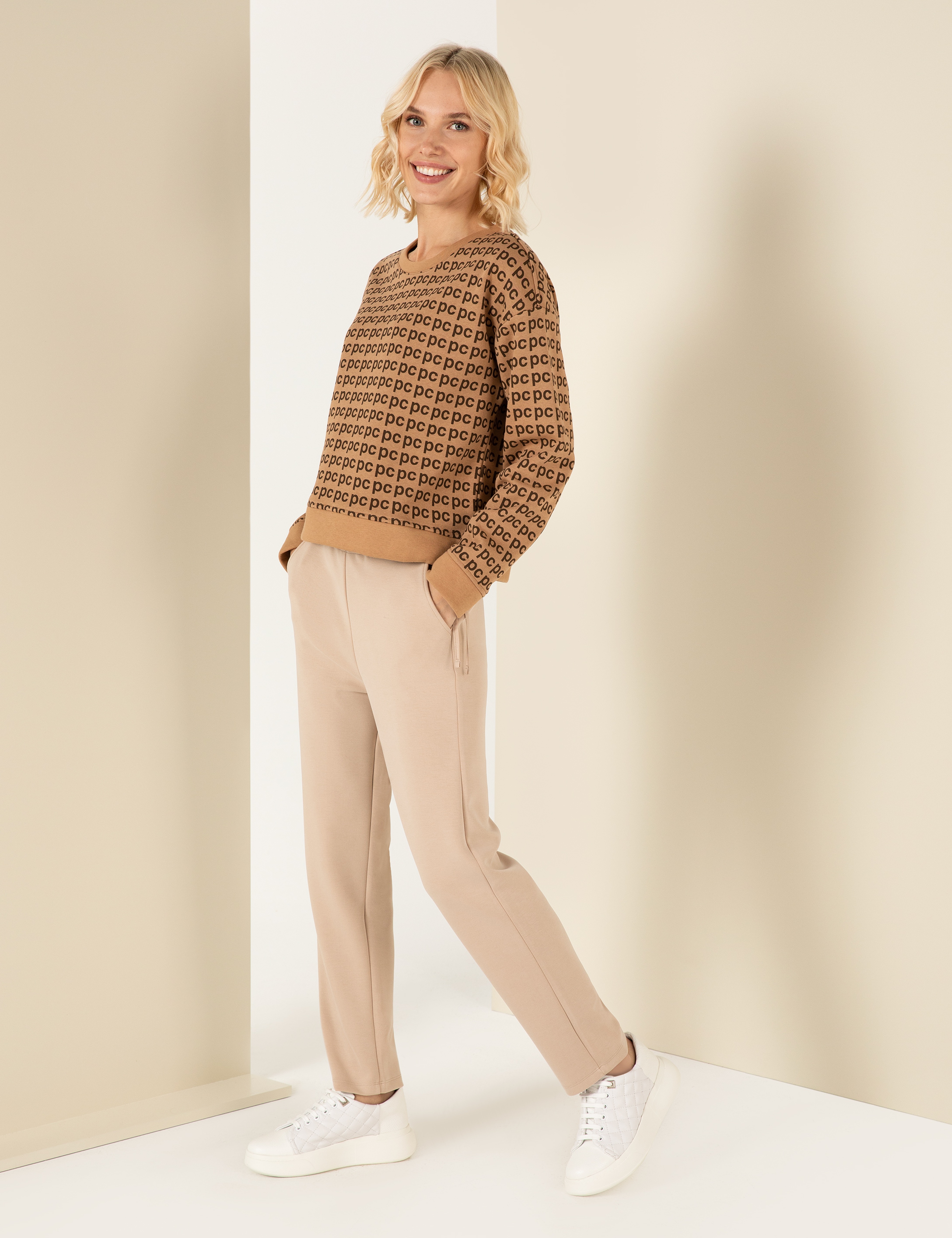 Camel Crop Top Sweatshirt - Image 1