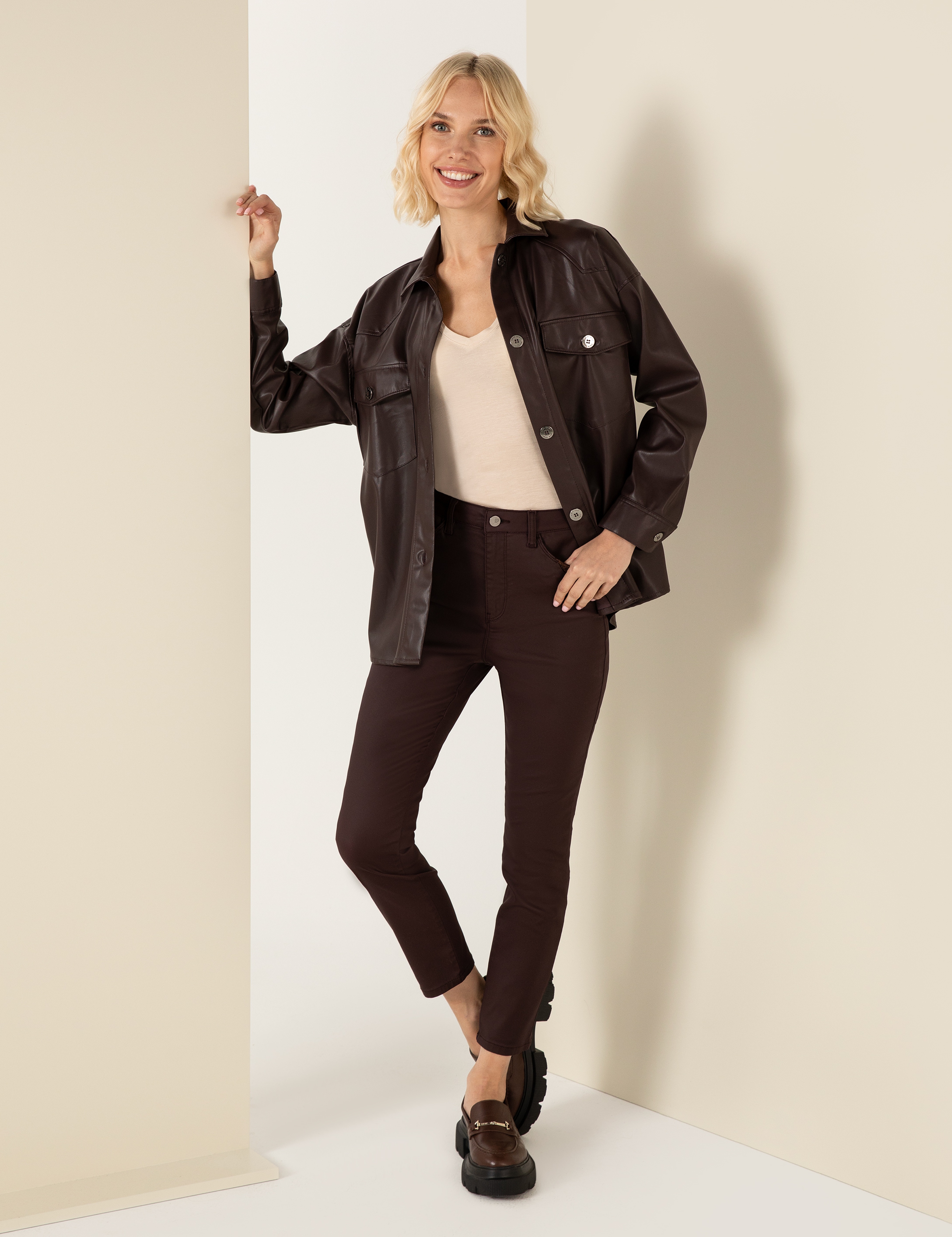 Bordo Cep Detaylı Slim Fit Spor Pantolon - Image 1