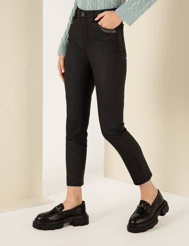 Siyah Cep Detaylı Slim Fit Spor Pantolon