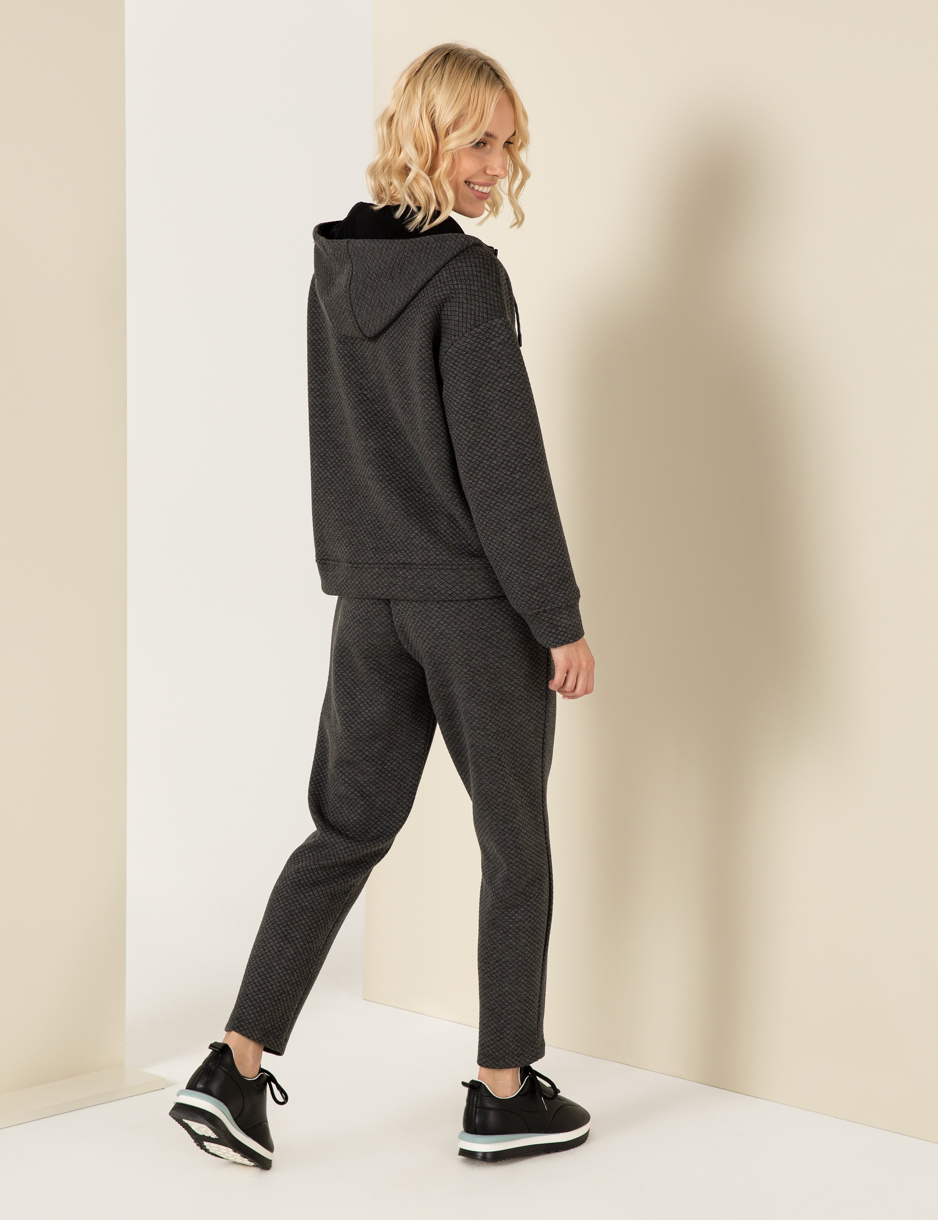 Antrasit Melanj Mom Fit Eşofman Altı - Image 4