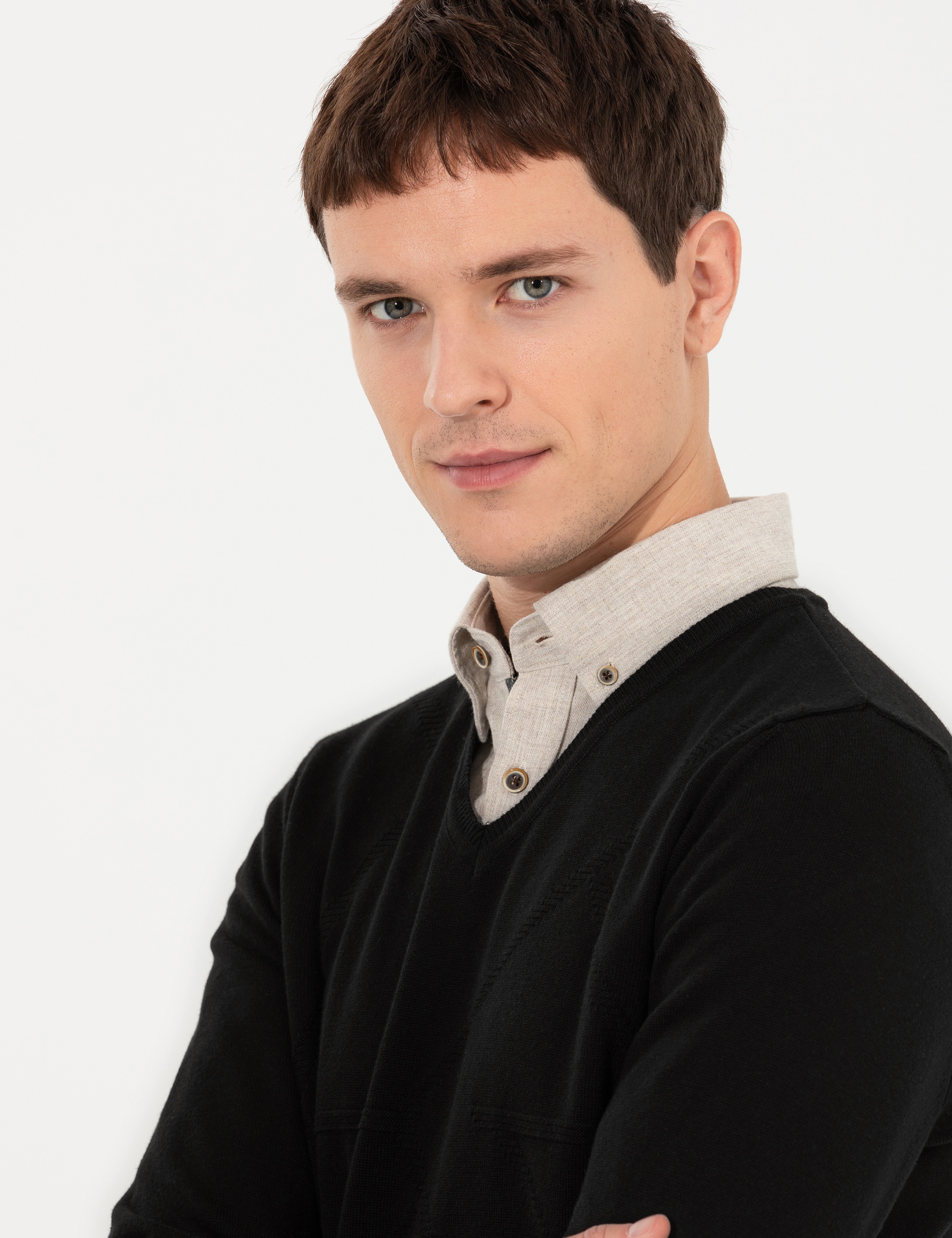 Siyah Slim Fit V Yaka Triko Kazak