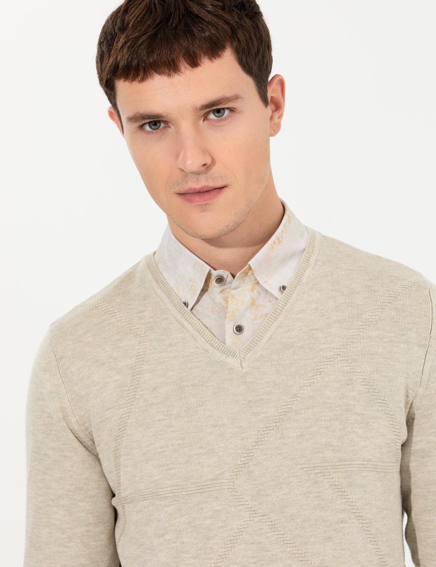 Kum Melanj Slim Fit V Yaka Triko Kazak