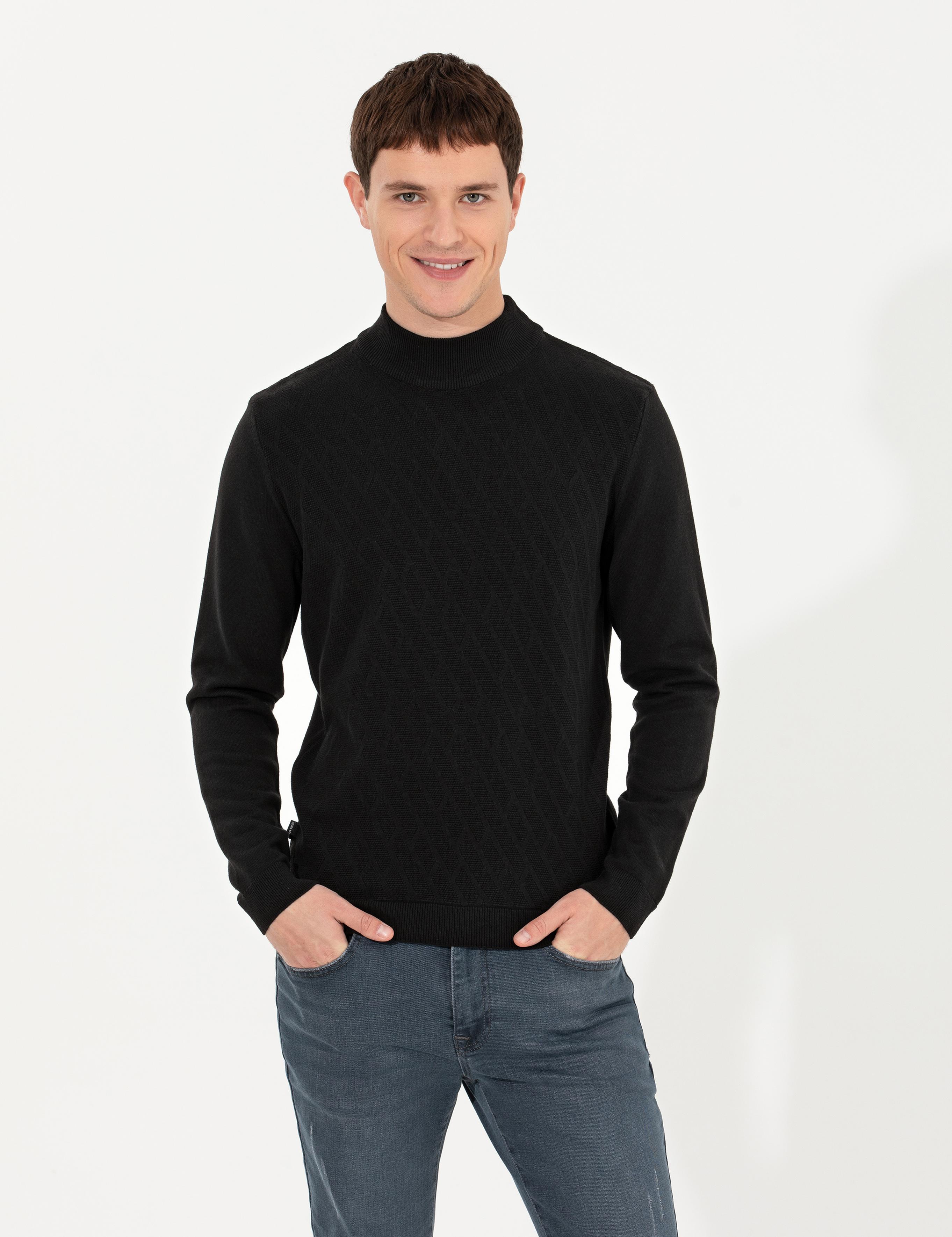 Siyah Slim Fit Yarım Balıkçı Yaka Triko Kazak