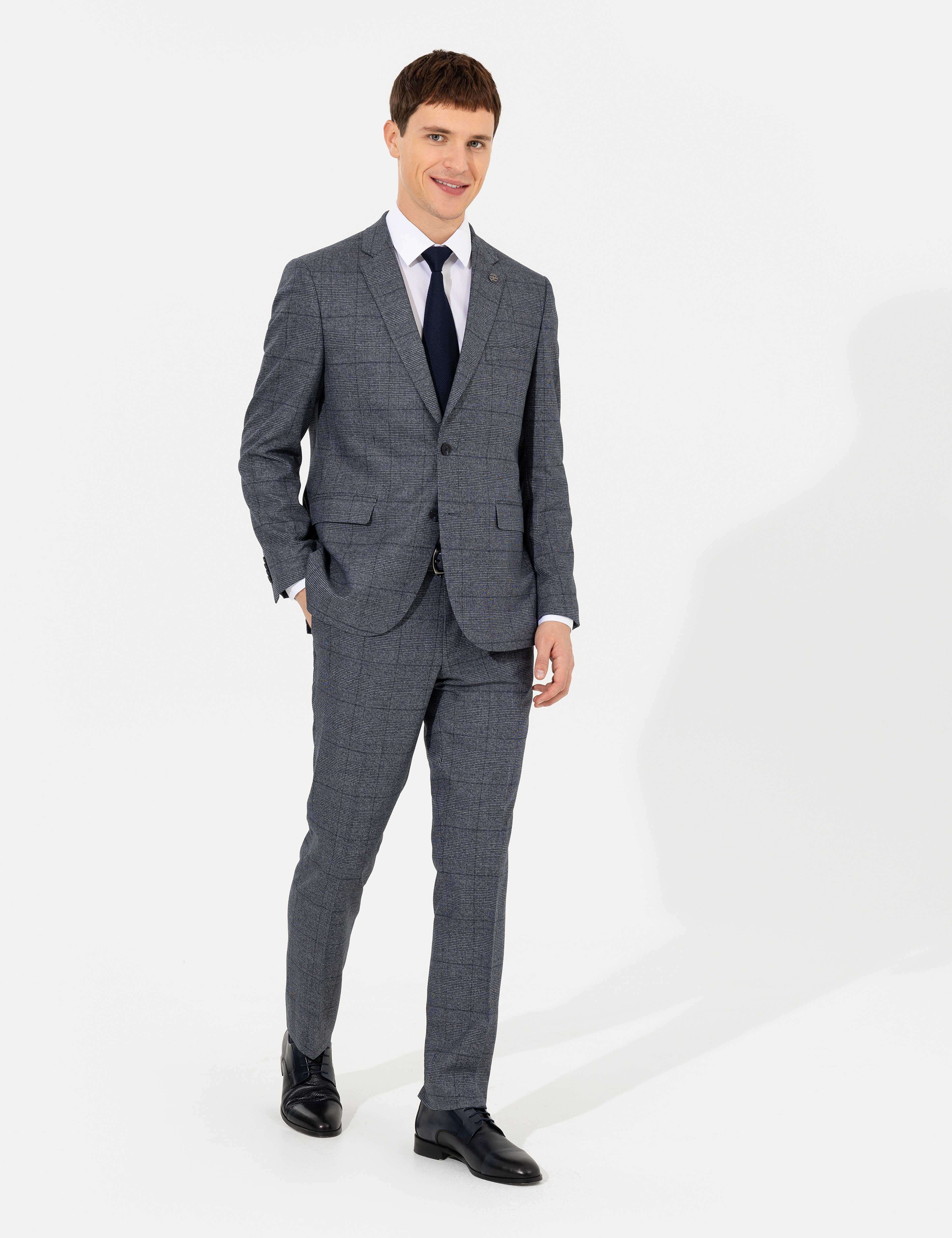 Lacivert Slim Fit Takım Elbise - Image 1