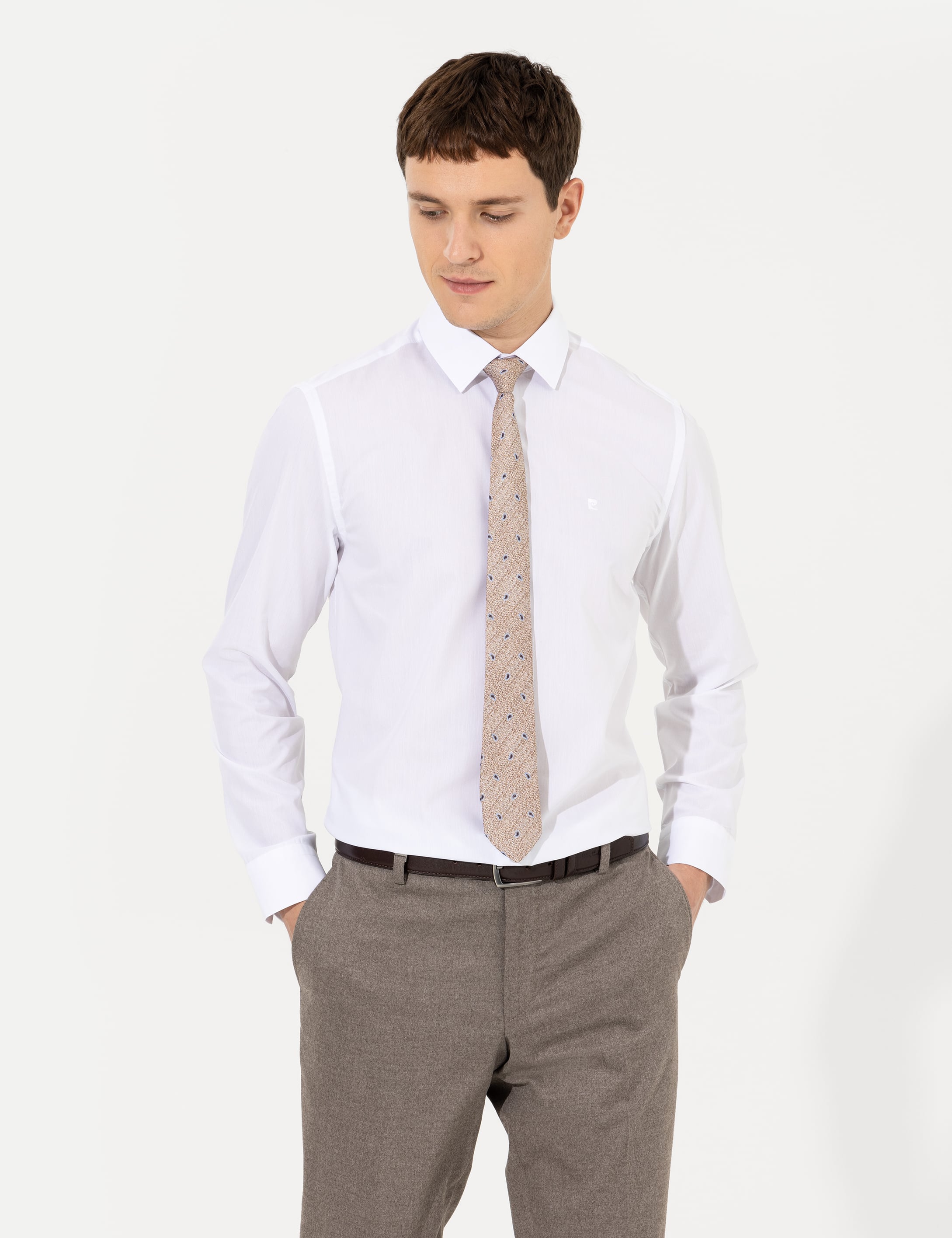 Beyaz Slim Fit Uzun Kollu Klasik Gömlek - Image 4
