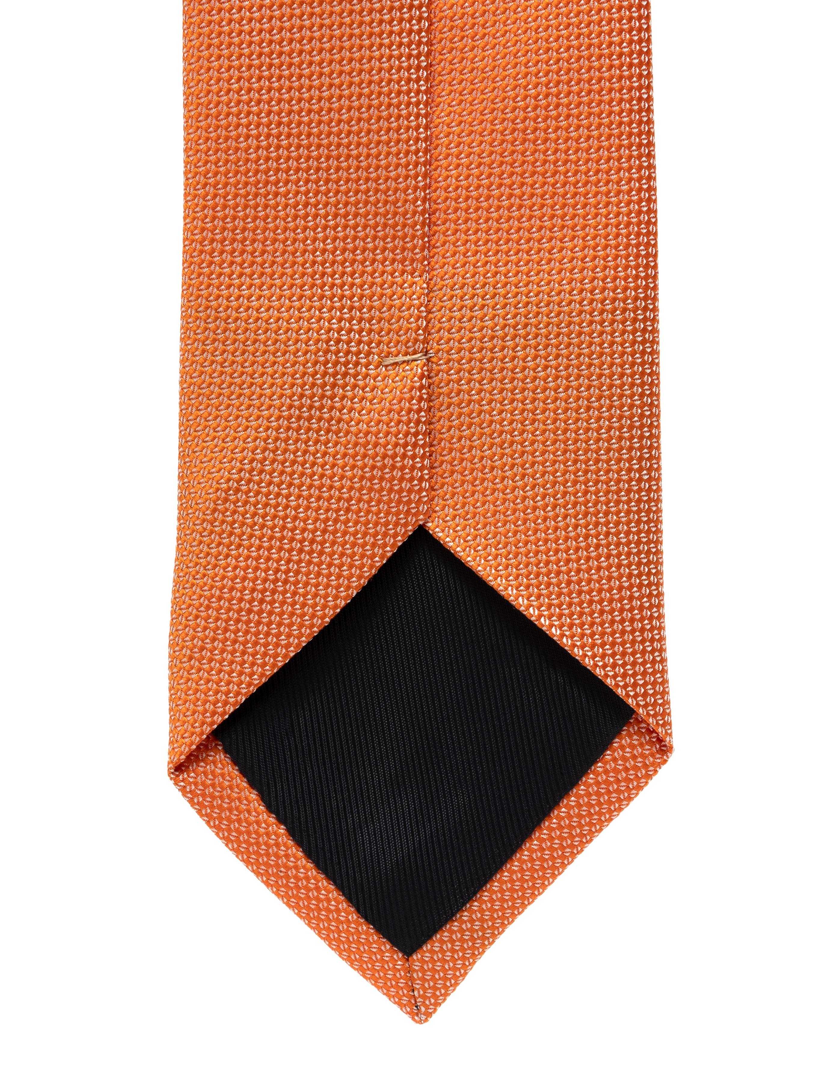 Turuncu Kravat